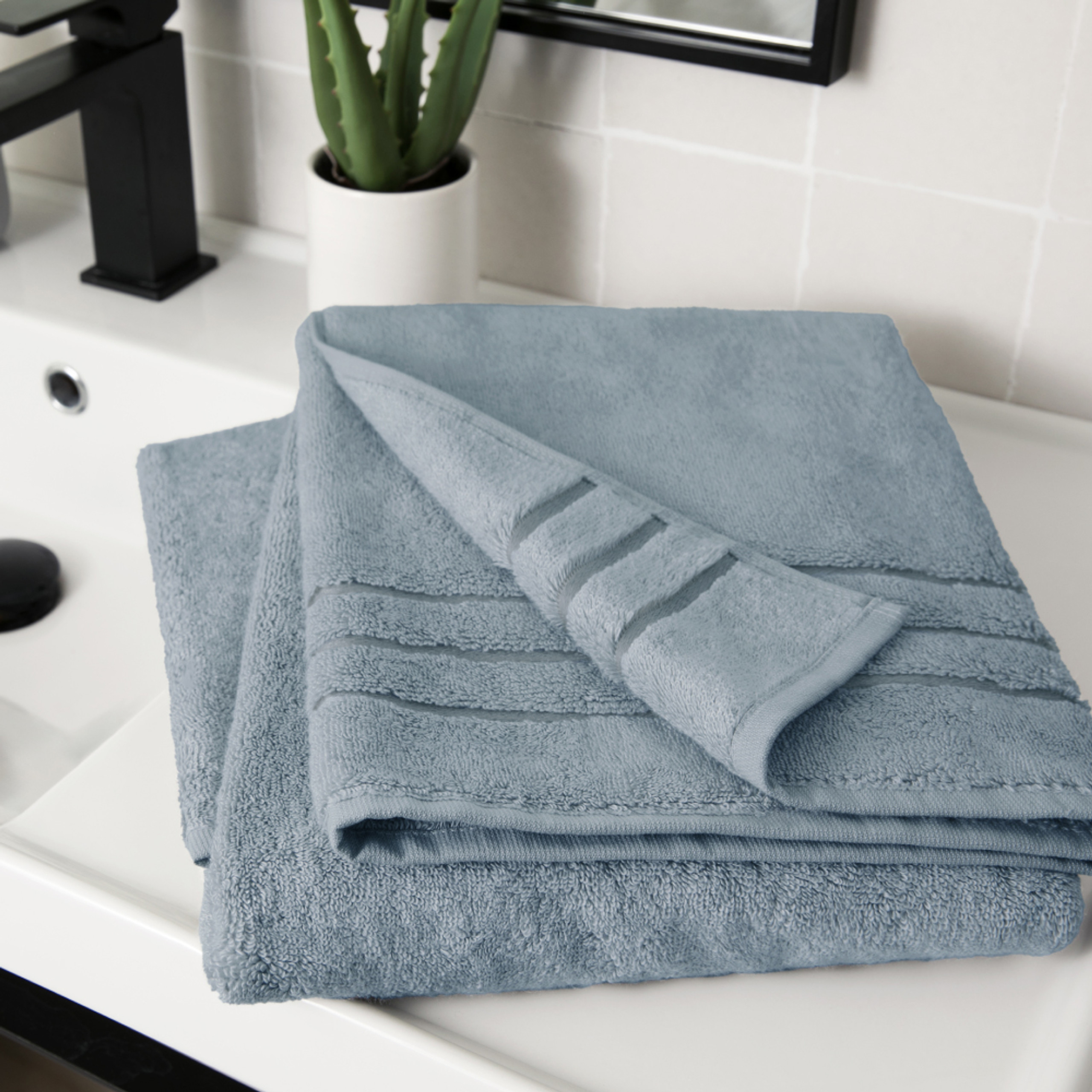 Bamboo Bath Towel | Cariloha