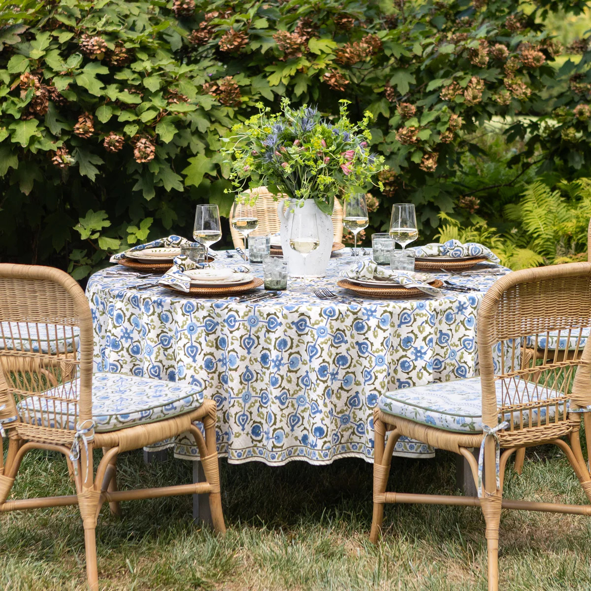 Fenimore Trellis Tablecloth – 6 Sizes | Ariel Okin x Pomegranate | Pomegranate