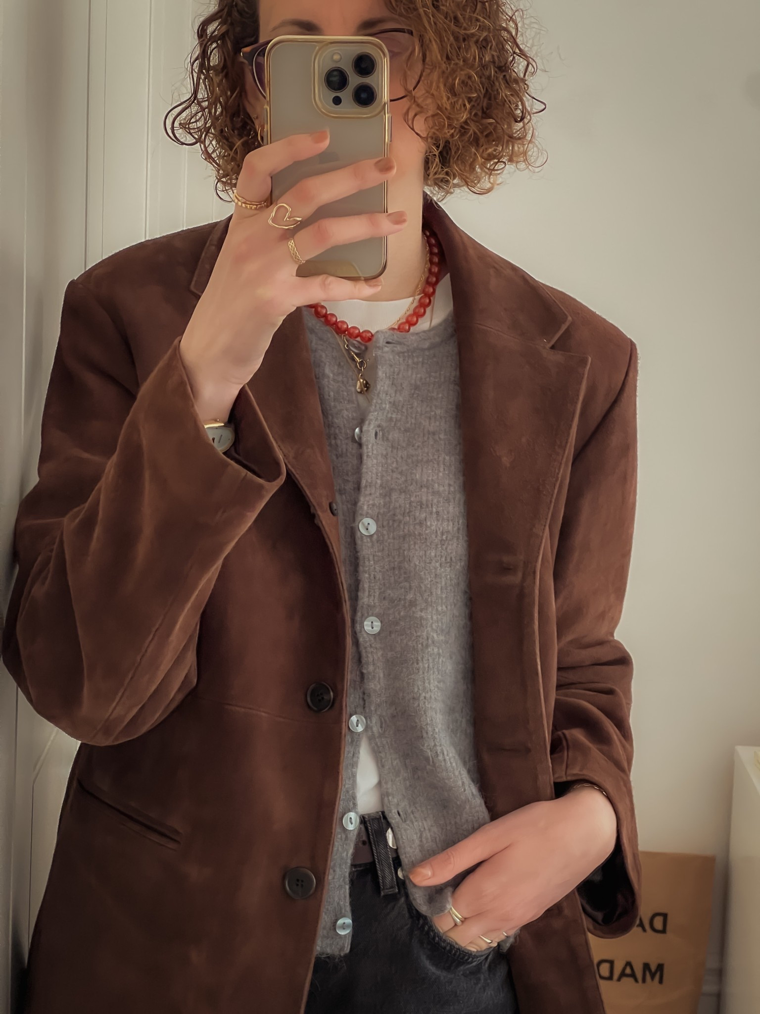 Spring layering - brown suede blazer and grey cardigan 🤎🩶


#LTKworkwear #LTKspring #LTKuk