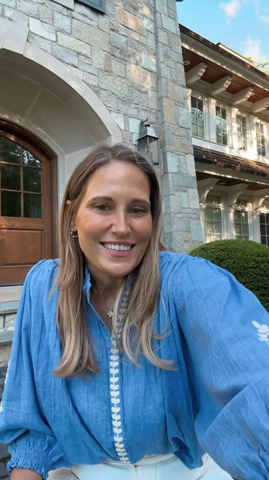 Do you raid your sister’s closet like I just did? I borrowed this outfit from Tegan, fell in love with it, and now I’m getting these pieces for myself. Sisters really do make the best shopping inspiration.

#LTKSeasonal #LTKOver40 #LTKMidsize