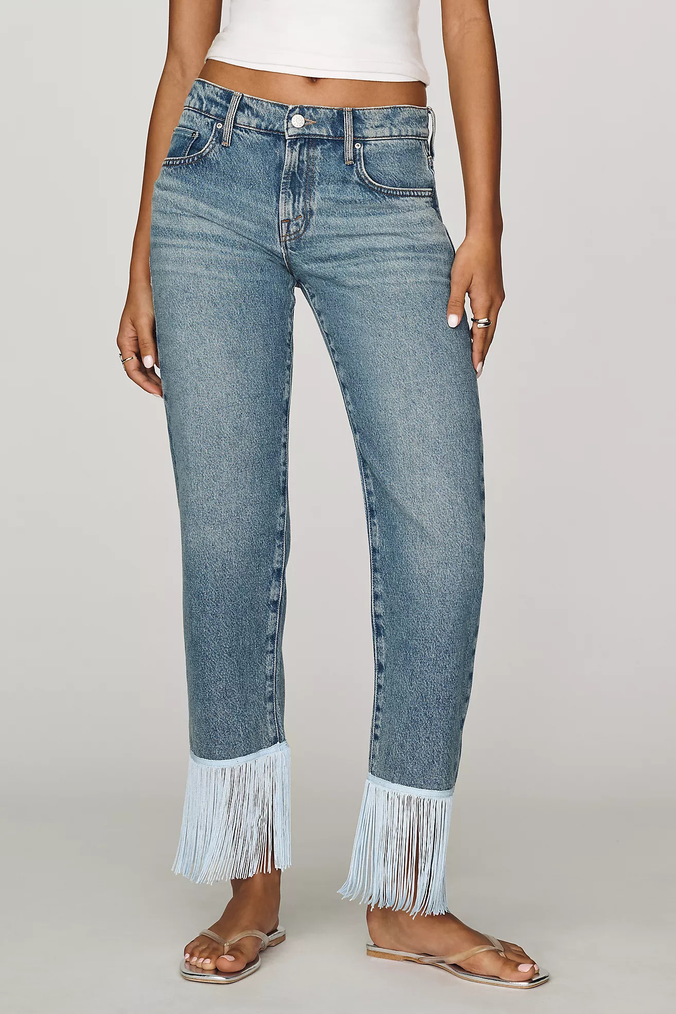 MOTHER Relish Fringed Low-Rise Cropped Jeans | Anthropologie (US)