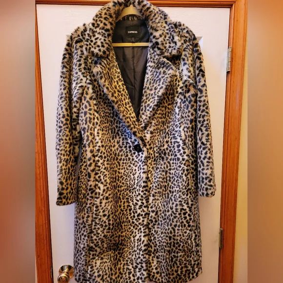 Express faux fur leopard print long coat sz large (12-14) only worn a few times | Poshmark