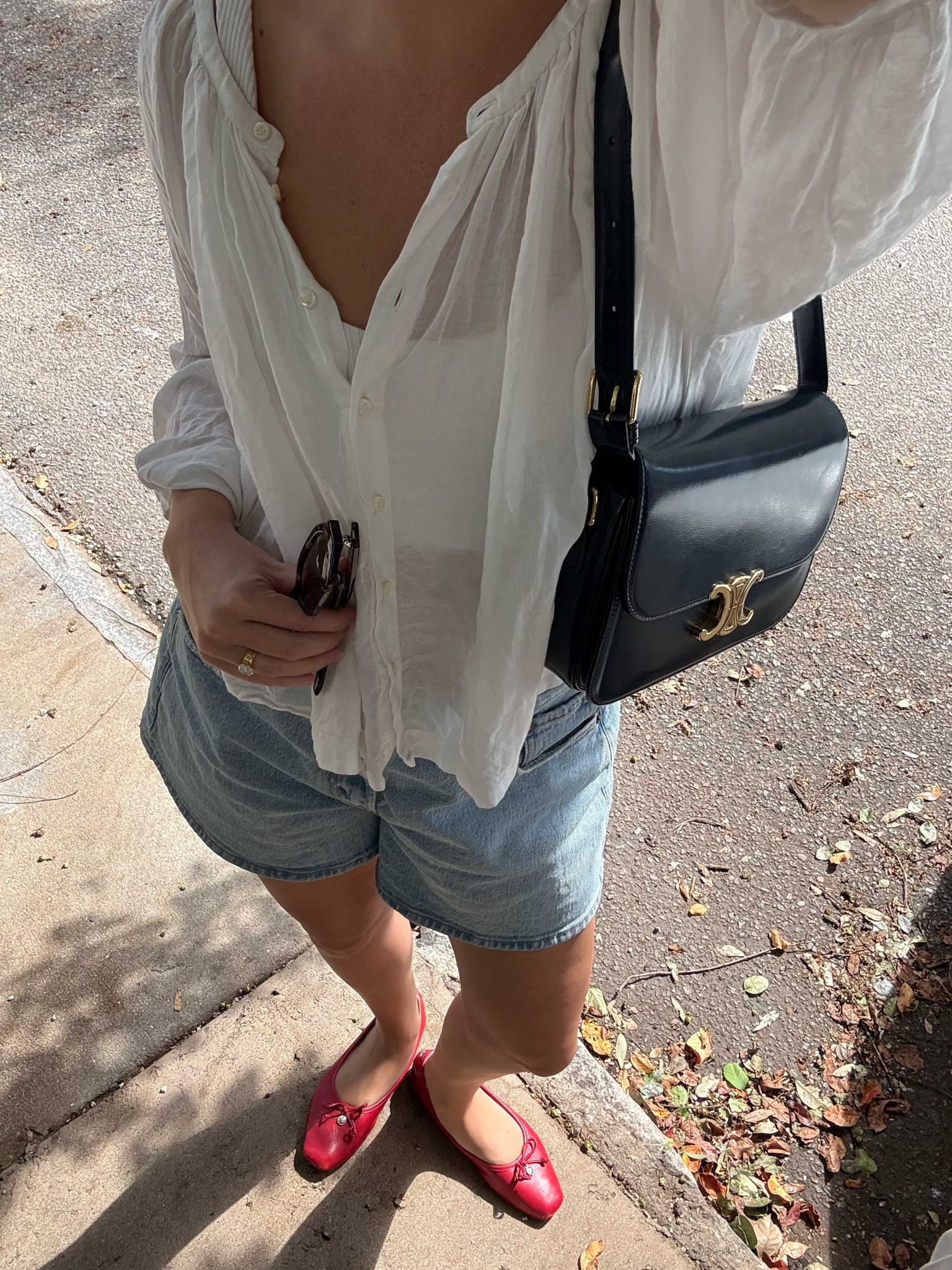 casual summer-fall transition look with my fav doen top & red ballet flats

#LTKfindsunder100 #LTKSeasonal #LTKstyletip