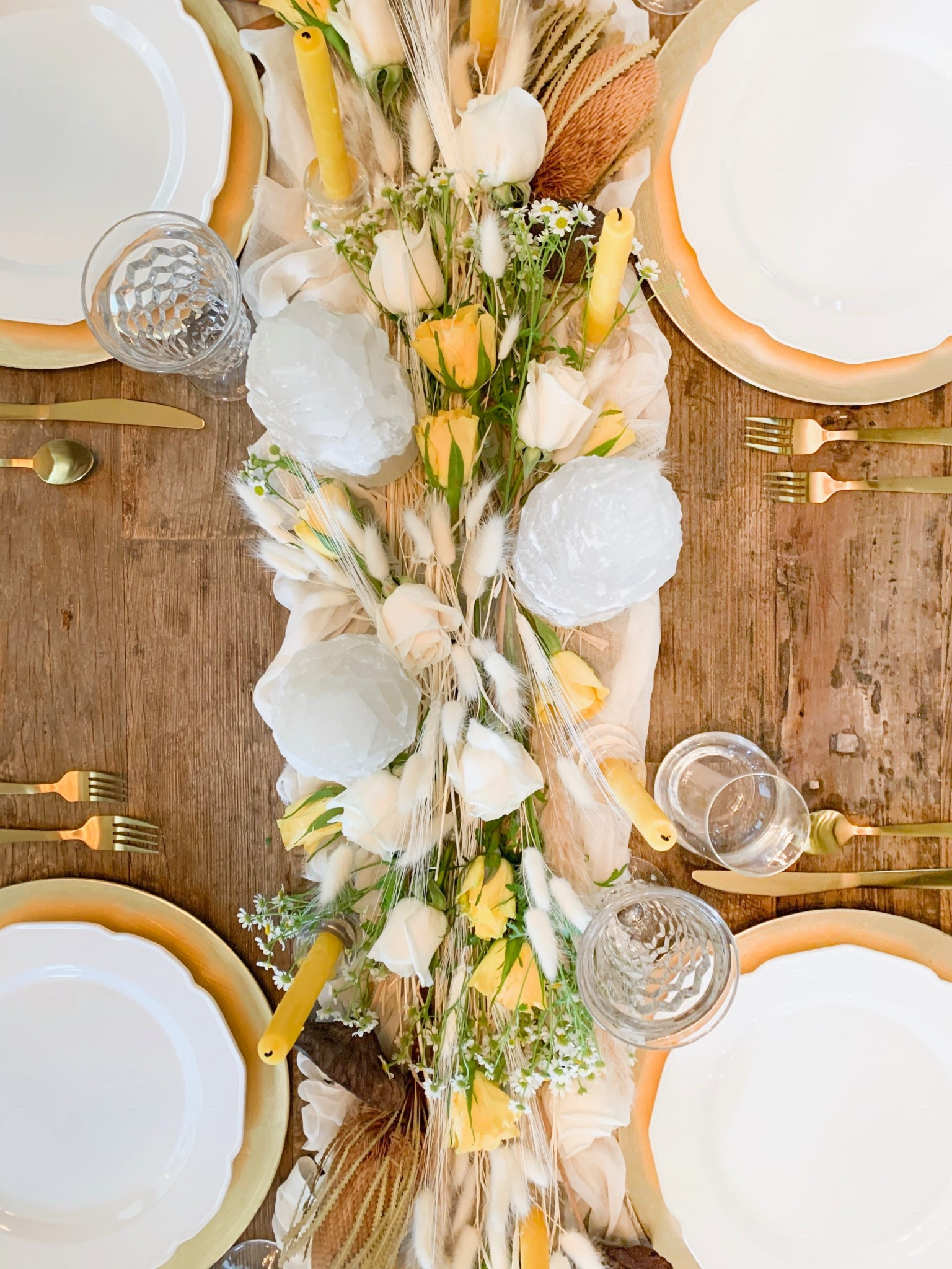 Create a Thanksgiving tablescape that is sure to steal the show! 💛🦃🍽️

#LTKHoliday #LTKSeasonal #LTKHome