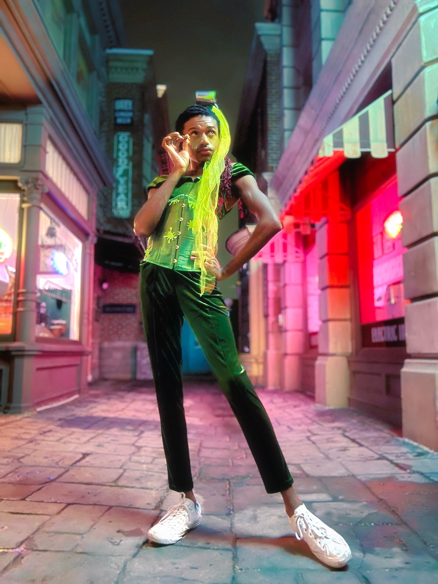 Turned this Unique Vintage jumpsuit into a Ghostbusters-inspired look for Halloween Horror Nights and it was a slimey slay out of 10 💚👻🚫