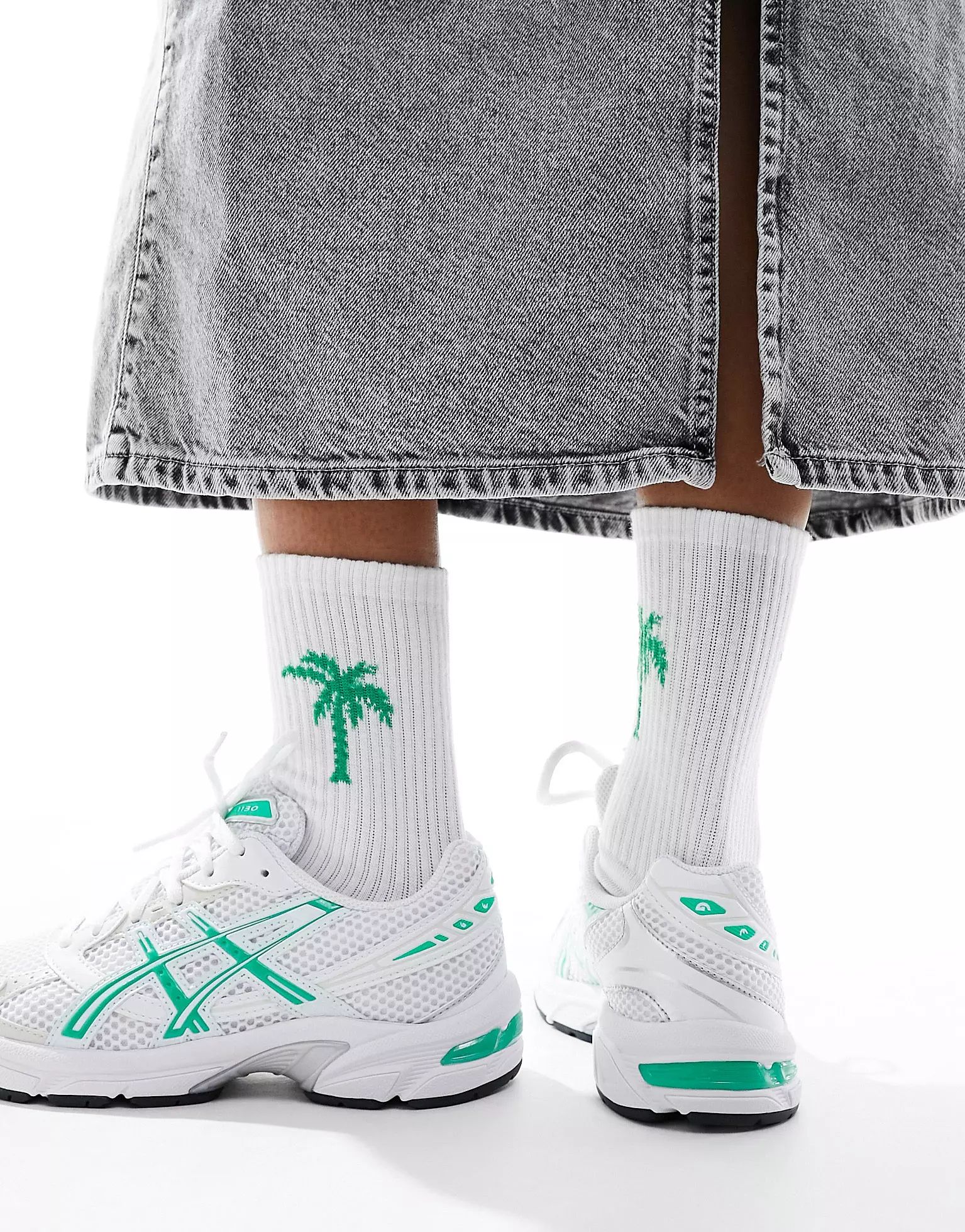 Asics Gel-1130 trainers in white and malachite green | ASOS | ASOS (Global)
