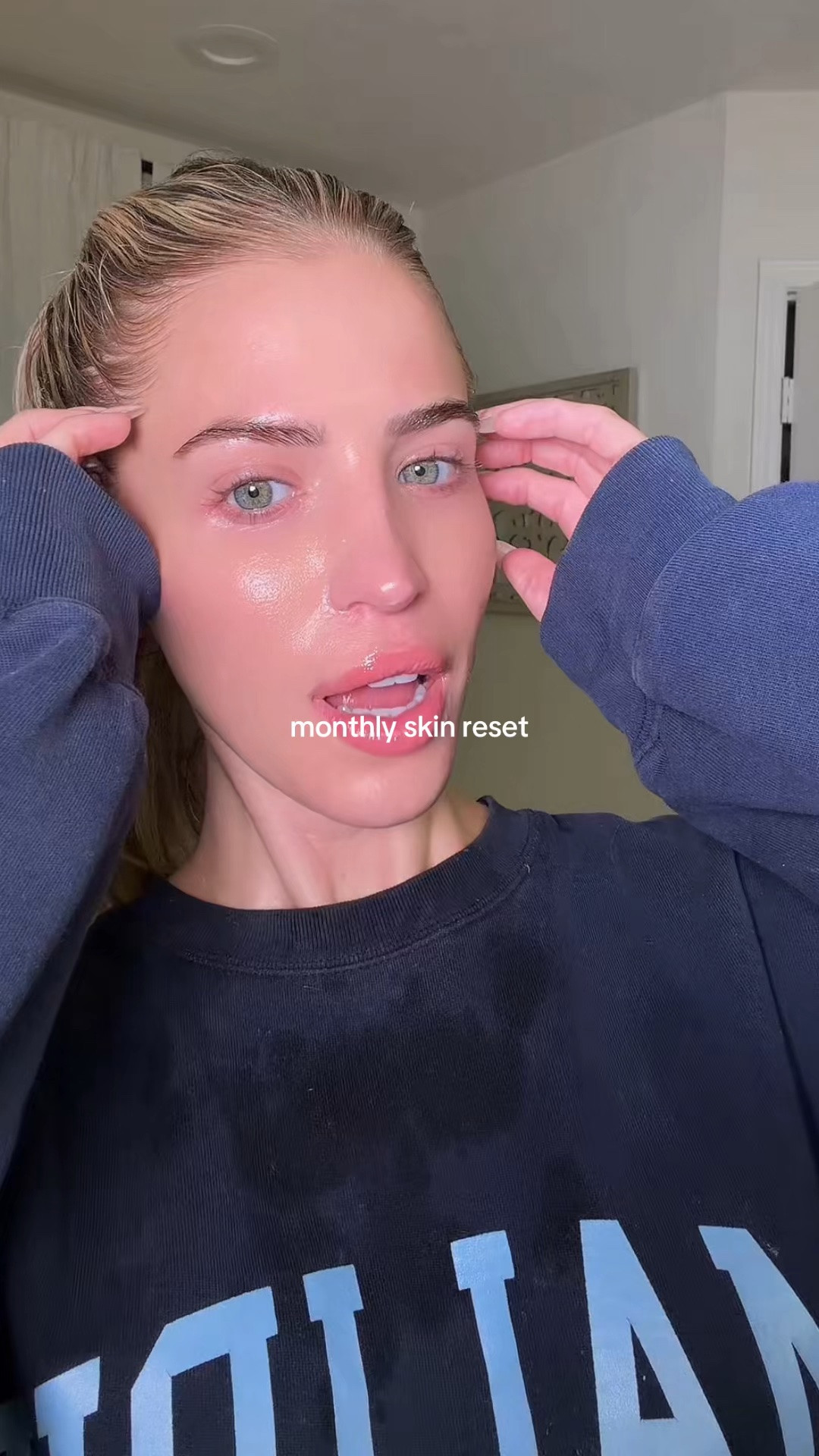 My monthly skin reset almost always includes dermaplaning when my skin feels dry & dull 🫧

#LTKdayinmylife #LTKgrwm #LTKootd