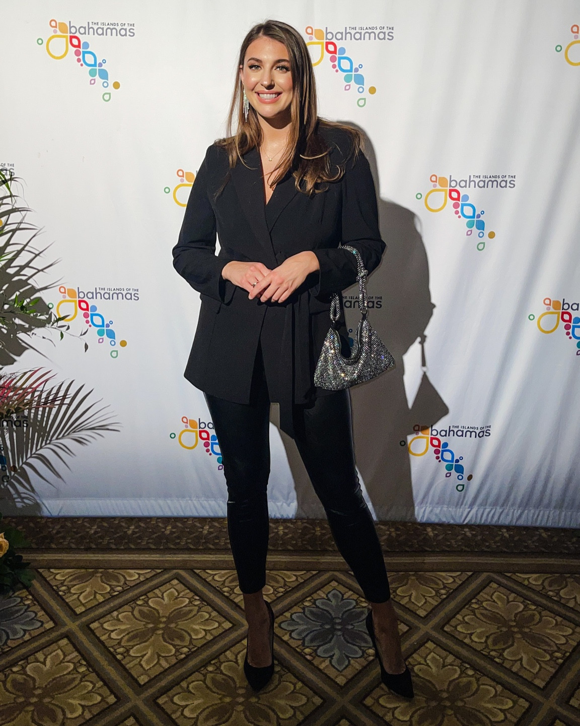 Walmart blazer and spanx faux leather leggings. Amazon bag with rhinestones 

#fallfashion #falloutfits #fallshoes #blazer

#LTKstyletip #LTKSeasonal #LTKworkwear