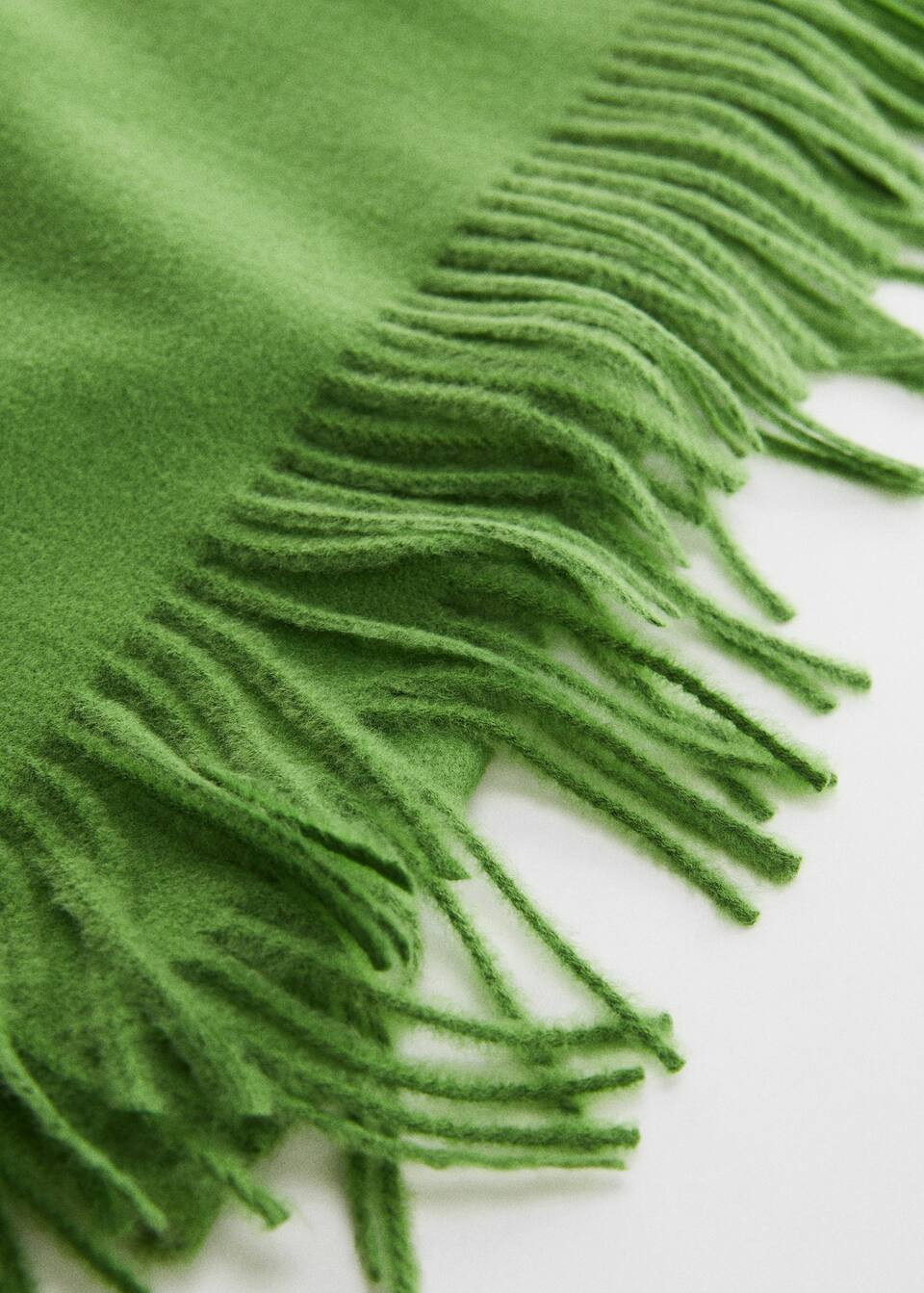 Search: Fringe plain scarf (1) | Mango USA | MANGO (US)