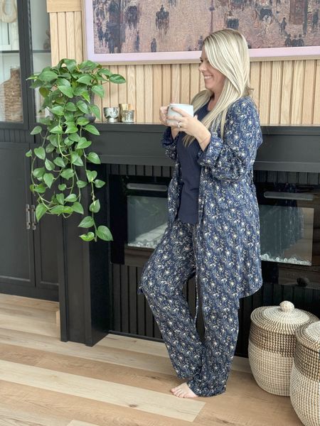 I could live in this pajama set! I have loved @cariloha for years, their bamboo sheets are fantastic, but this is the first time I’ve tried their pajamas and they didn’t disappoint!

The fabric is great quality, not thin but still light weight and very soft. I think I need this in all the colors!! My code: KATHRYNC30 will save you 30% too!

I’m wearing a size medium is everything 


#LTKsalealert #LTKmidsize #LTKfindsunder50