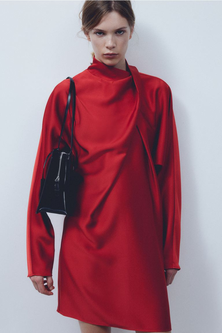 Draped dress | H&M (UK, MY, IN, SG, PH, TW, HK)