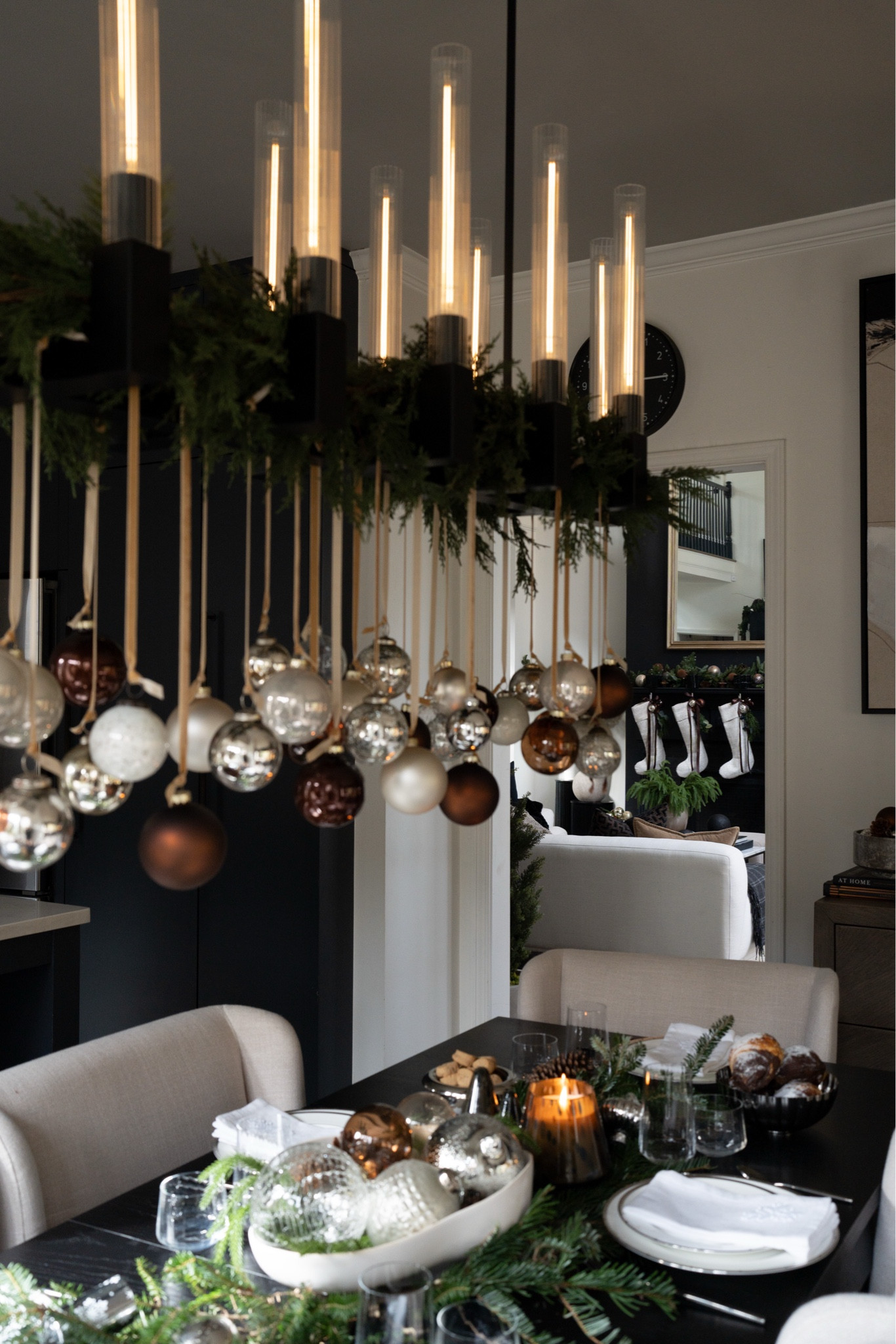 This ornament garland is absolutely gorgeous and an incredibly easy DIY!


#LTKHoliday #LTKSeasonal #LTKHome