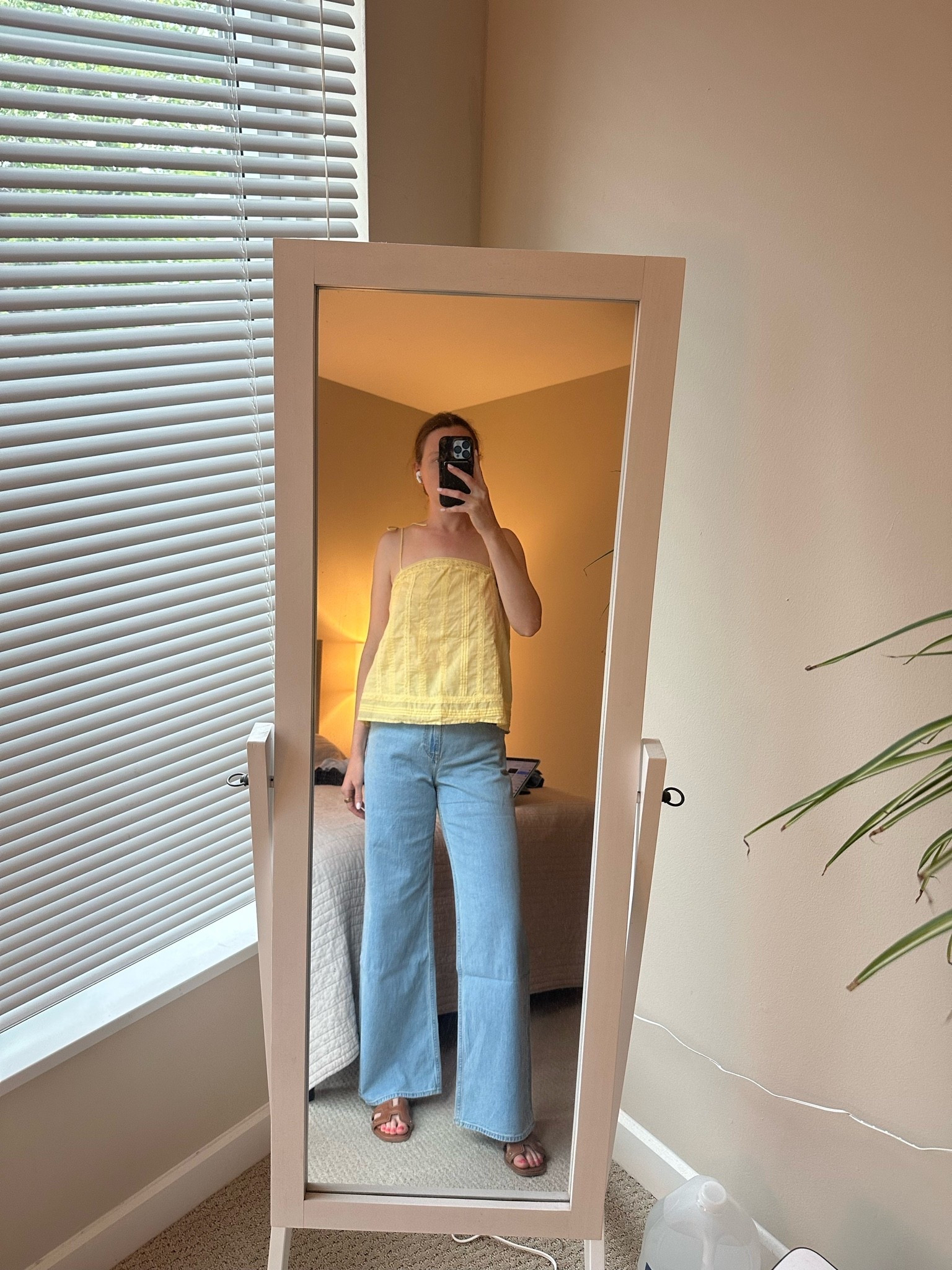 Abercrombie Linen Jeans are that girl!!

#LTKootd #LTKvlog #LTKfoodie