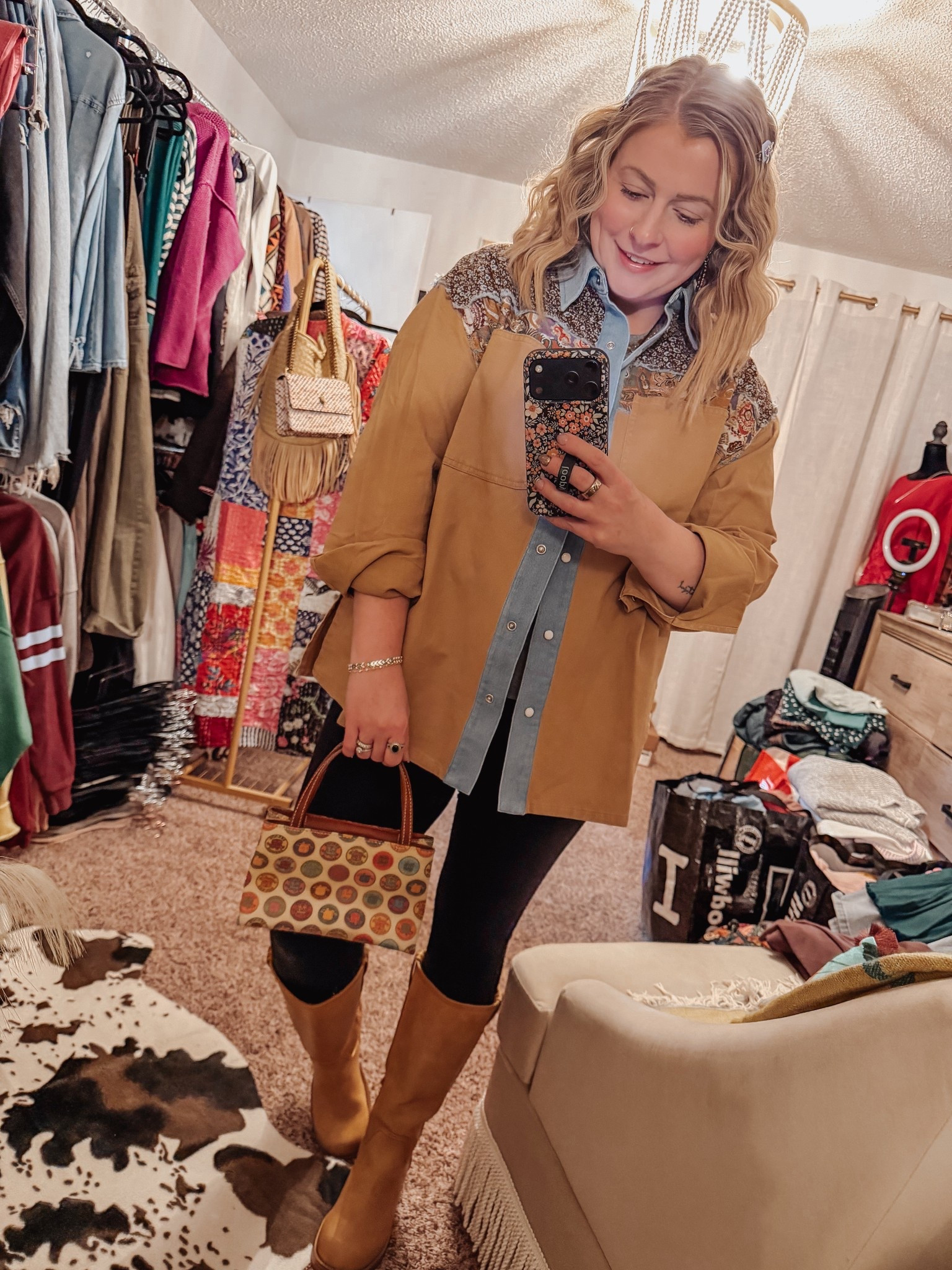 Campus boots 


#LTKgrwm #LTKootd #LTKMidsize