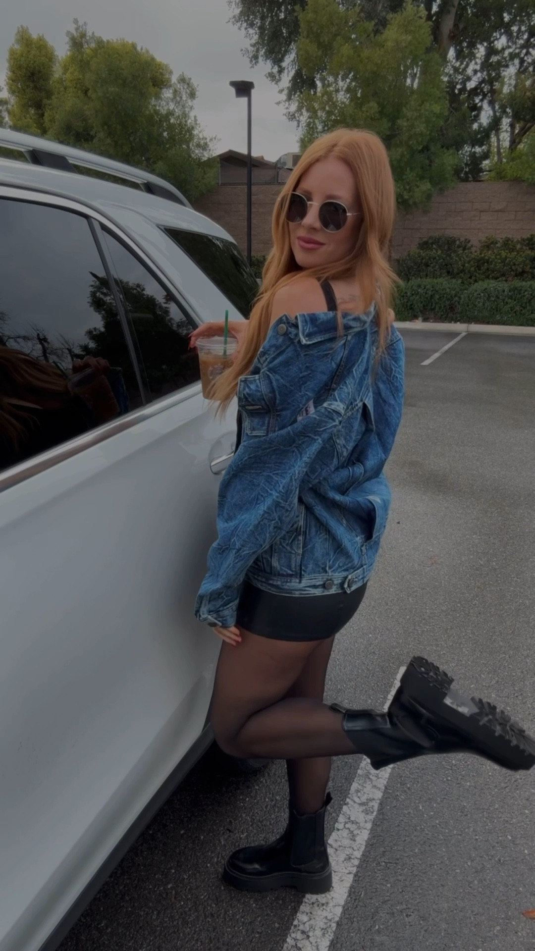 Work fit as your fav hair stylist 💋🖤 jacket was a thift find but any denim jacket you can accessorize with your own favorite patches💫 My boots are sold out on H+M website so here is a super similar one, xoxo