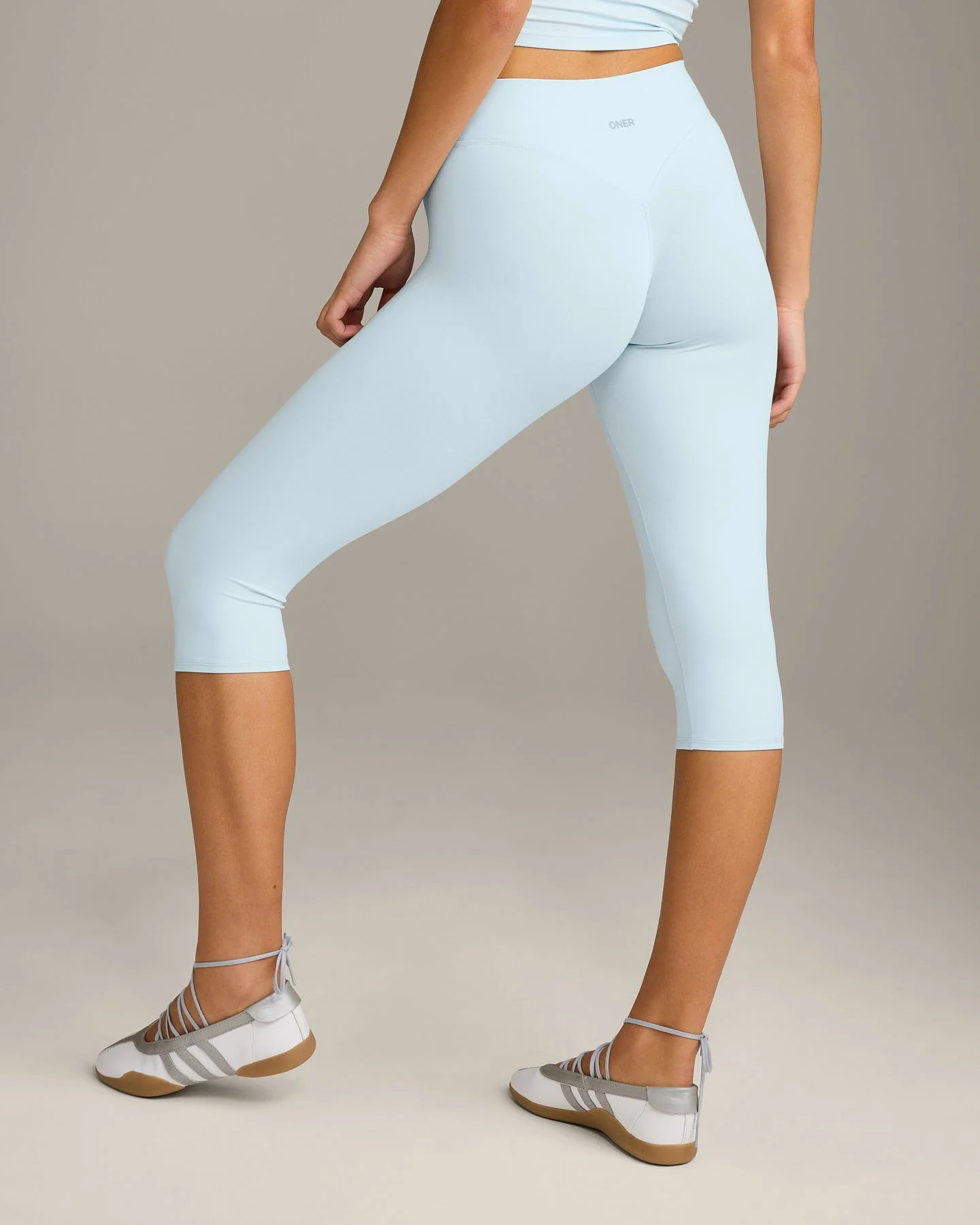SoftMotion™ High Waisted Capri Leggings with Gray Logo 
 Cloud Blue | Oner Active (UK / US)
