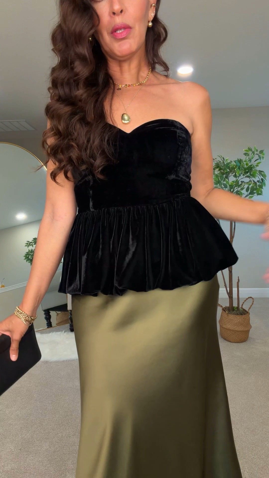 Size s in top. M in skirt.

#LTKNYFW #LTKSeasonal #LTKOver40