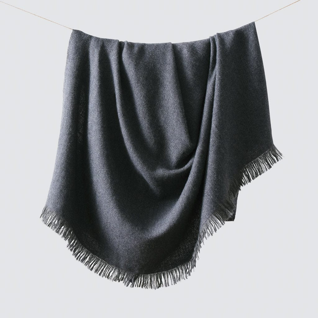La Calle Alpaca Throw | The Citizenry