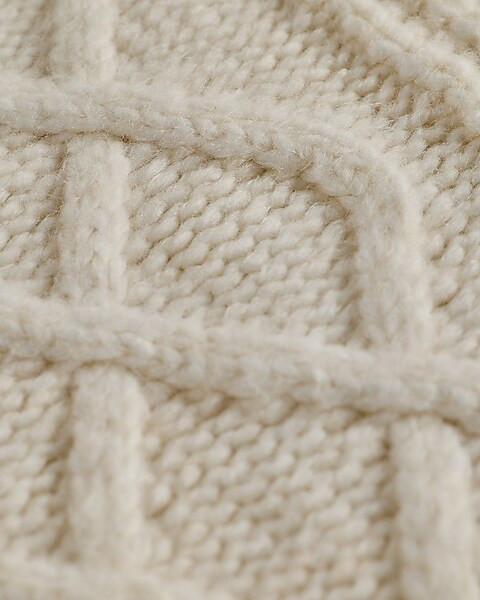Cable Knit Turtleneck Oversized Sweater Vest | Express
