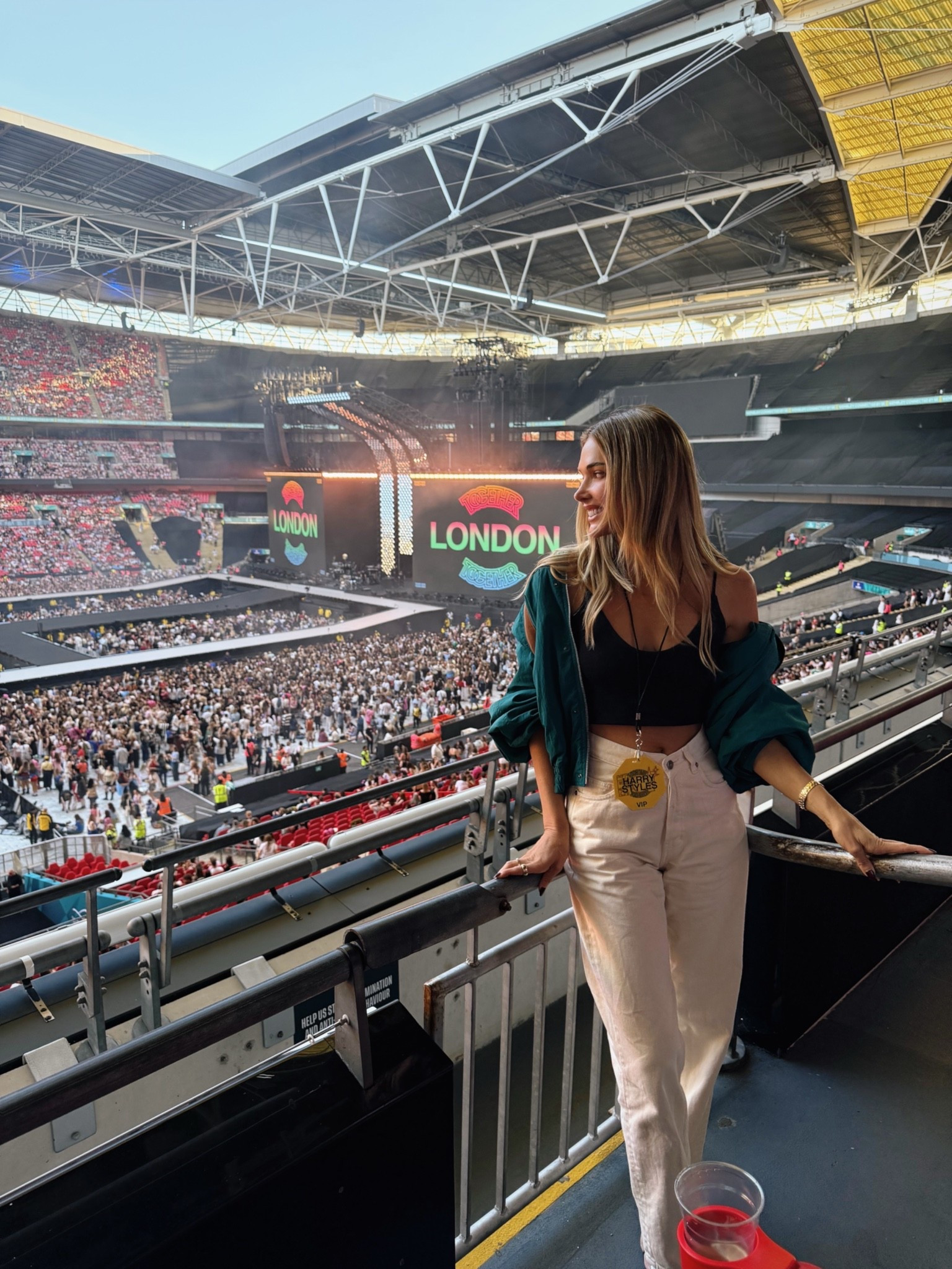 Harry Styles London 🇬🇧 outfit!