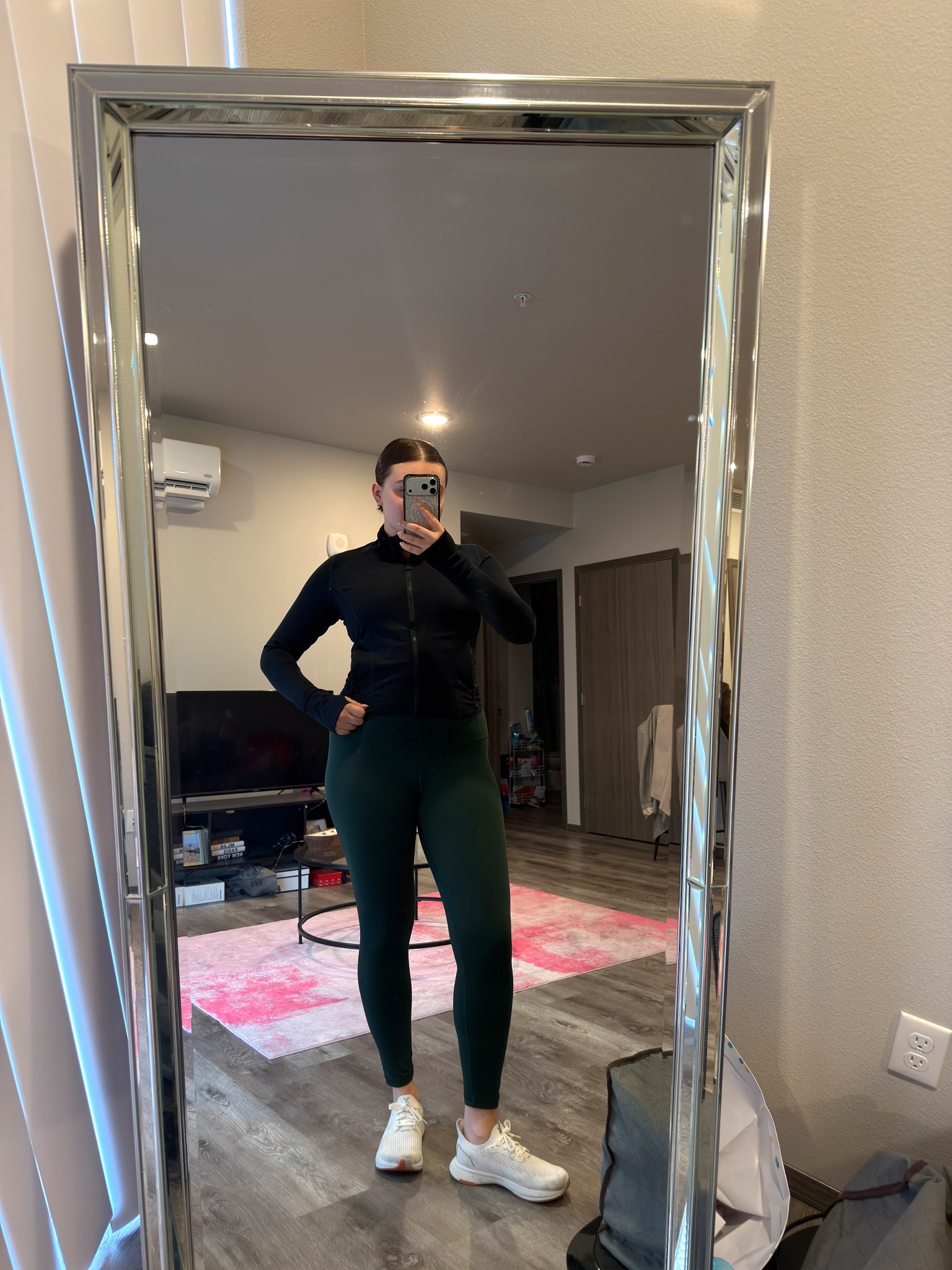 What I wore to the gym for my HIIT cardio workout! Absolutely love any workout clothes from Aerie 🤭

I’m wearing a L jacket and leggings with size 9 sneakers!

#LTKMidsize #LTKfitnessgoals #LTKootd