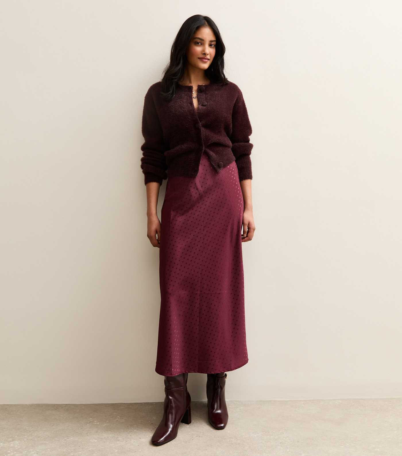 Burgundy Spot Jacquard Satin Bias Cut Midi Skirt | New Look | New Look (UK)