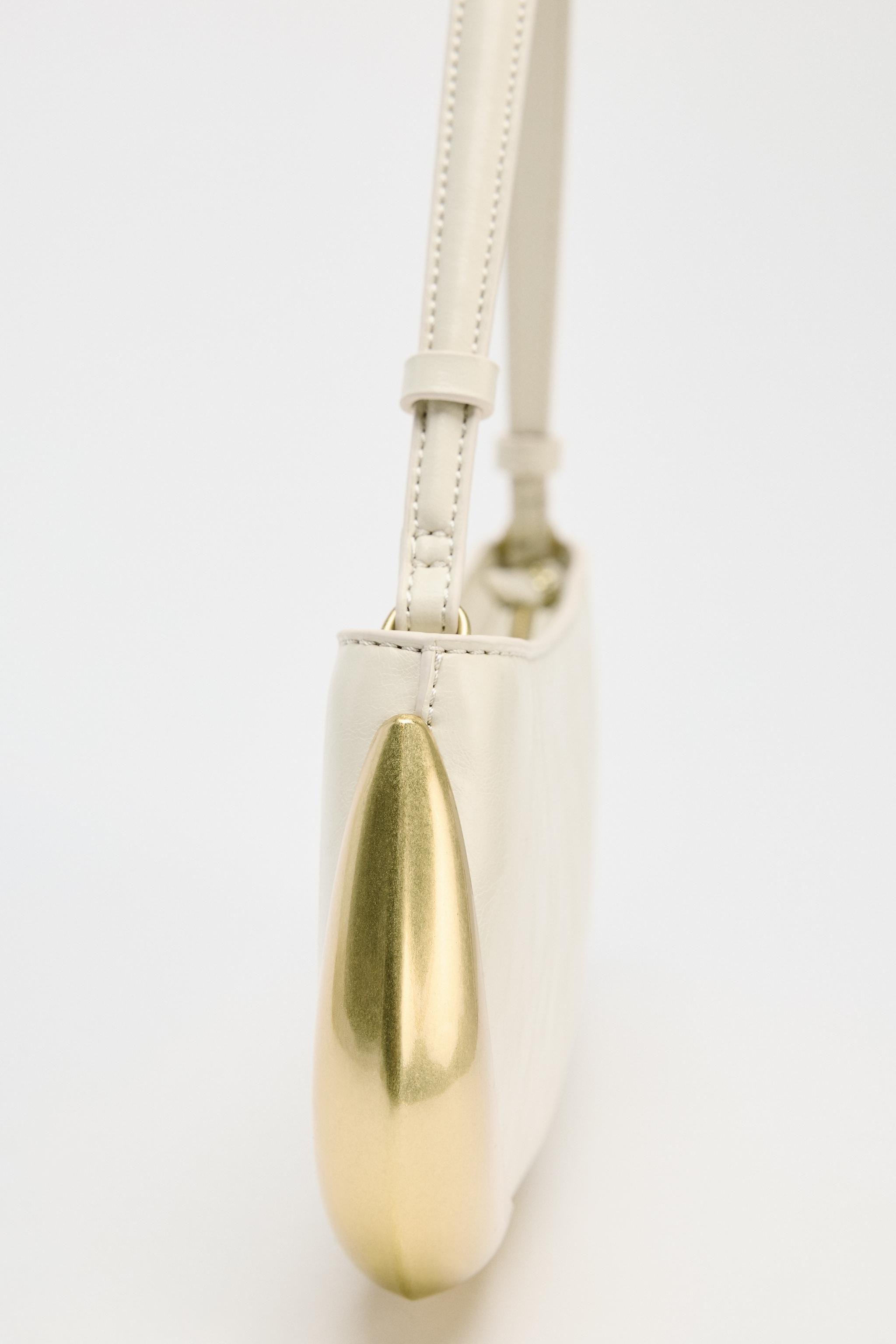 METALLIC DETAIL SHOULDER BAG | Zara US