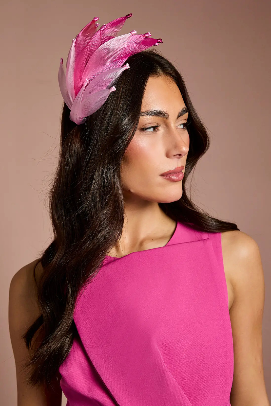Pink Coast Lisa Tan Petal Fascinator | PrettyLittleThing USA | PrettyLittleThing US