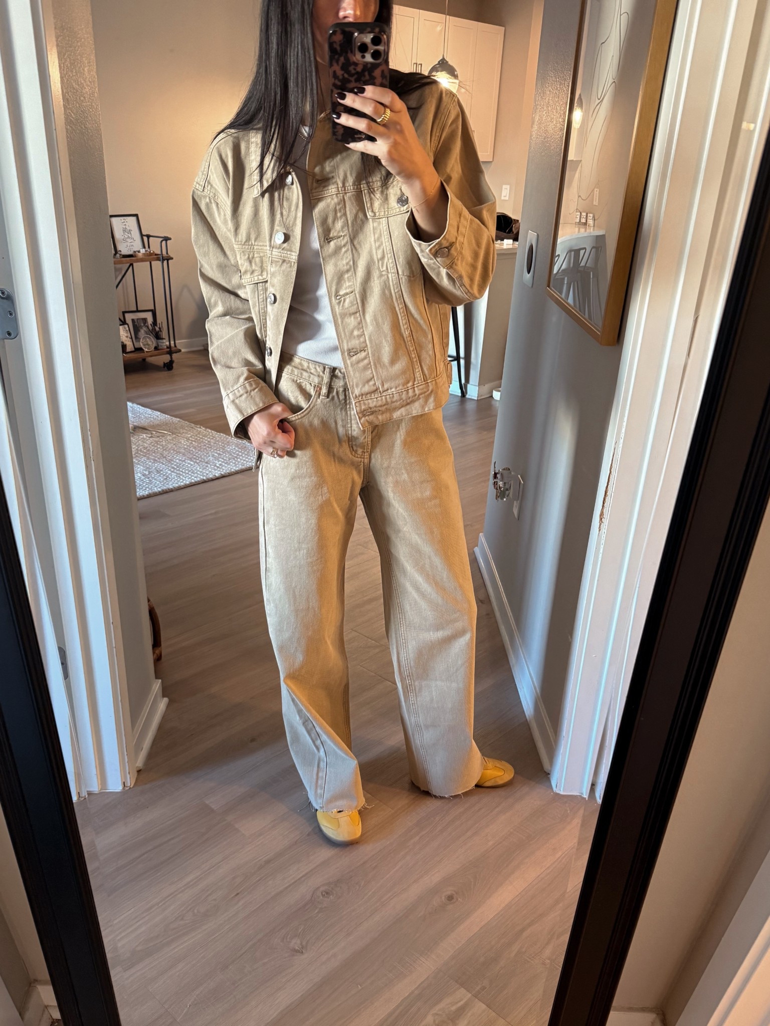 Denim camel set baggy jeans PARKE set denim jacket 

#LTKFindsUnder100 #LTKSeasonal #LTKStyleTip