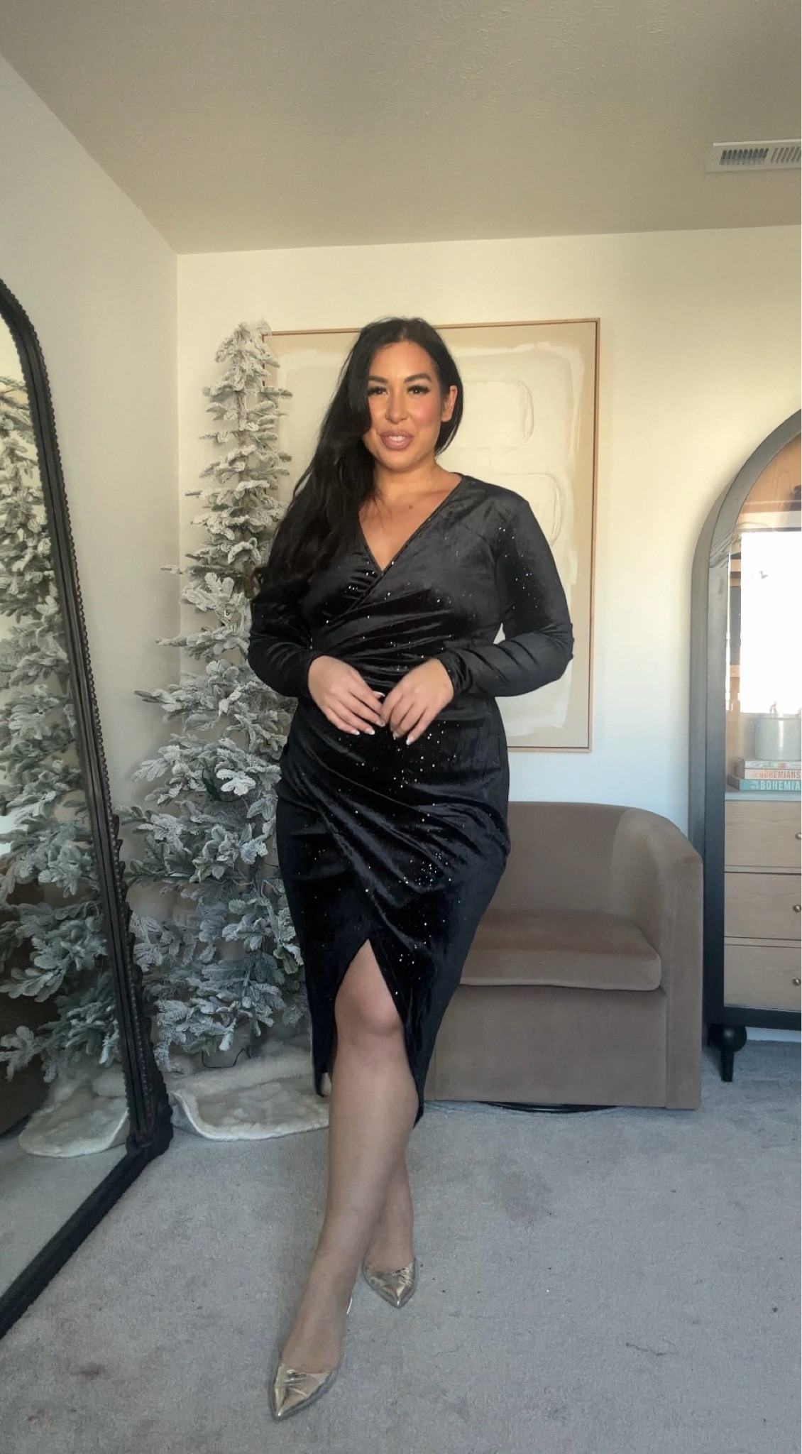 Midsize holiday dress!
-
-
-
Midsize outfit inspo, midsize fashion, fall fashion, fall trends, holiday outfit inspo, trendy fashion, holiday dresses, winter wedding guest dress

#LTKMidsize #LTKHoliday #LTKSeasonal