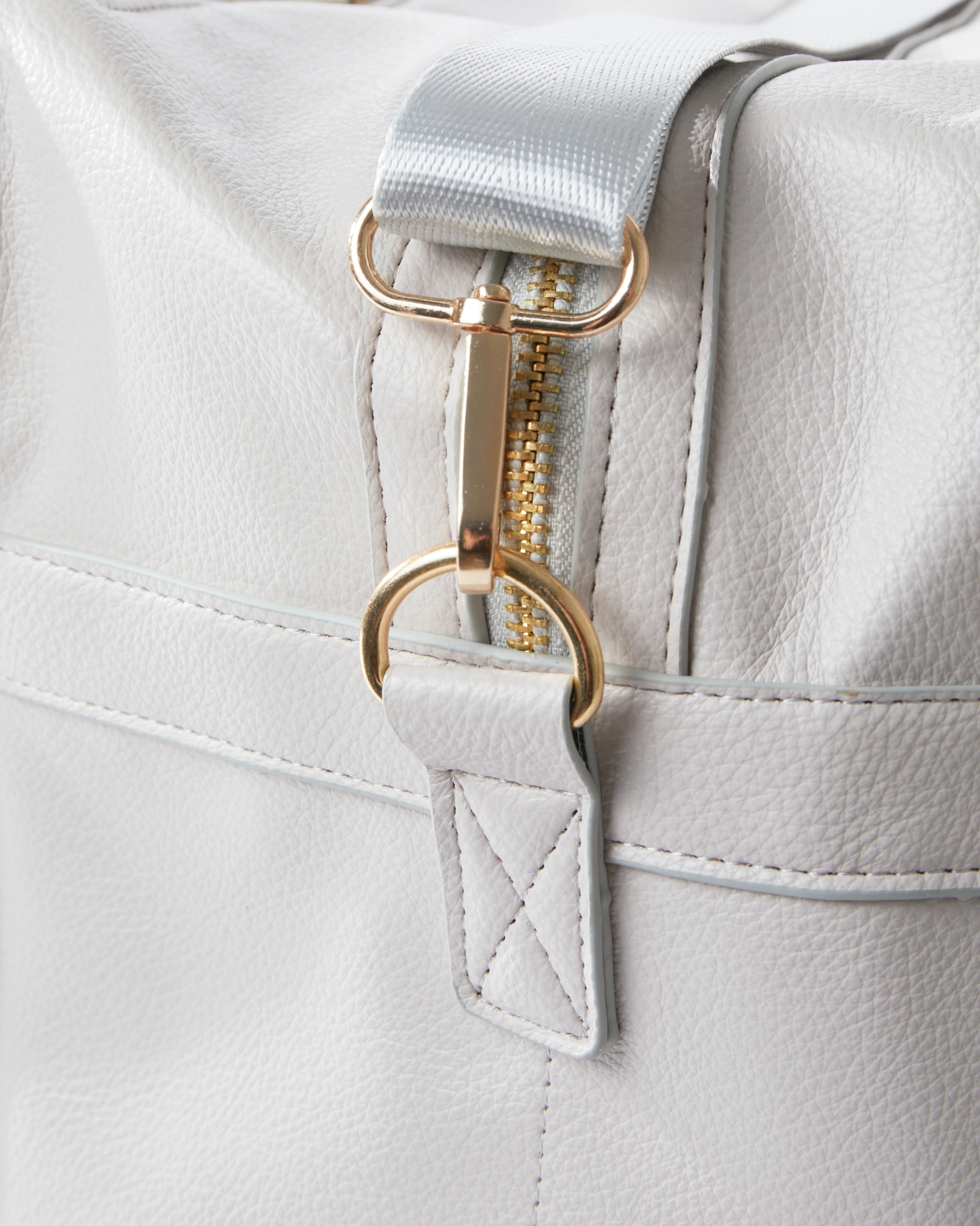 Leather Duffel Bag | KenzKustomz