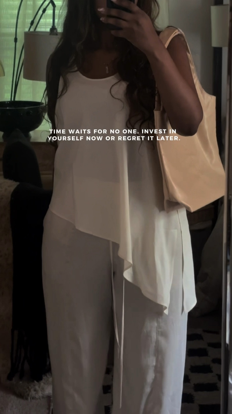 Errands fit. These pants are old from Nordstrom but so comfy. And top is mango. Wearing a size L in both. Simple fits like this make me so happy! 

Remember you are God’s masterpiece. Speak and treat yourself like someone you love deeply


#LTKMidsize #LTKFindsUnder50 #LTKWorkwear