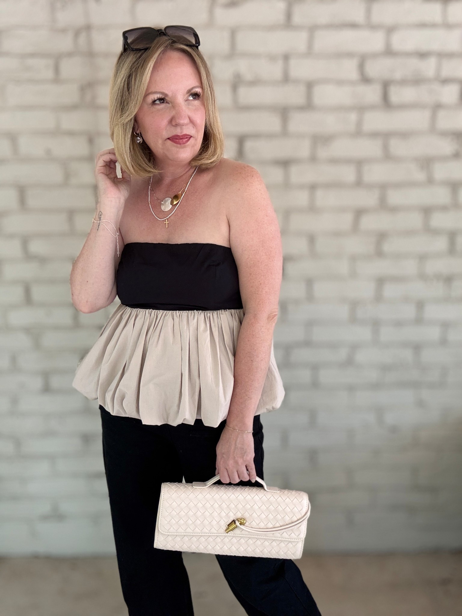 Medium top/10 jeans

#LTKSaleAlert #LTKOver40 #LTKSeasonal