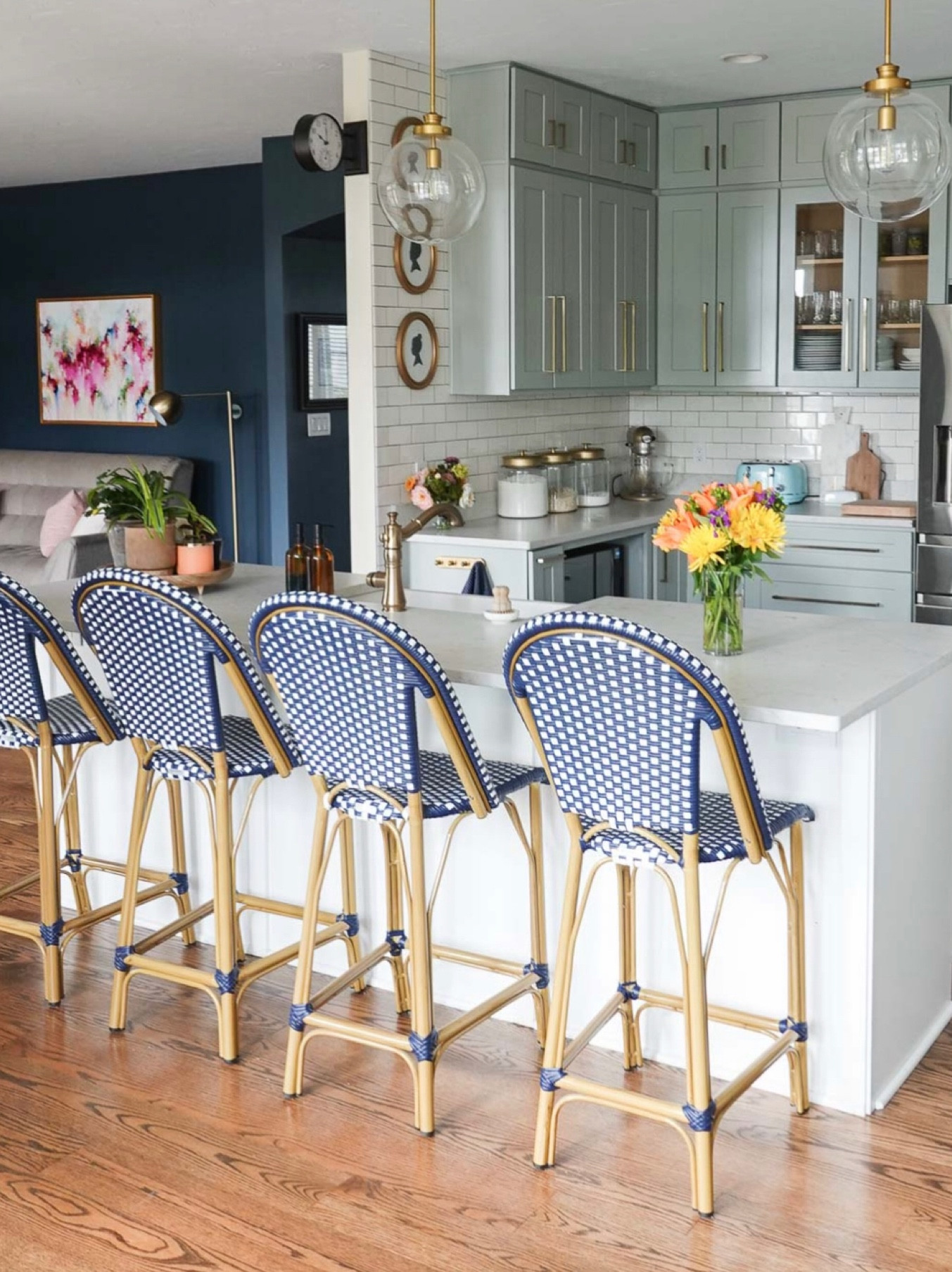 Kitchen Bar

#LTKFind #LTKhome