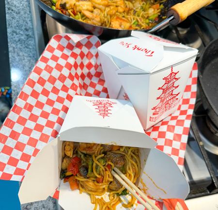 Take out Thursday Home edition with these to go Chinese boxes. #togoboxes #containers #chinesefood #chineseboxes #foodie #takeoutthursday 

#LTKHome