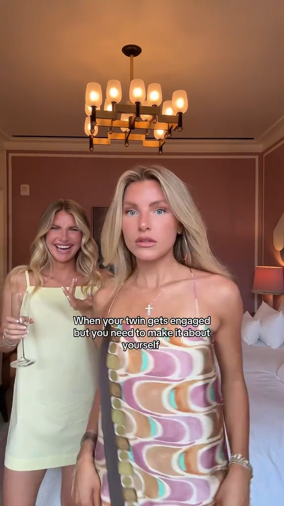 When your twin gets engaged but you need to make it about yourself

#LTKSeasonal #LTKStyleTip