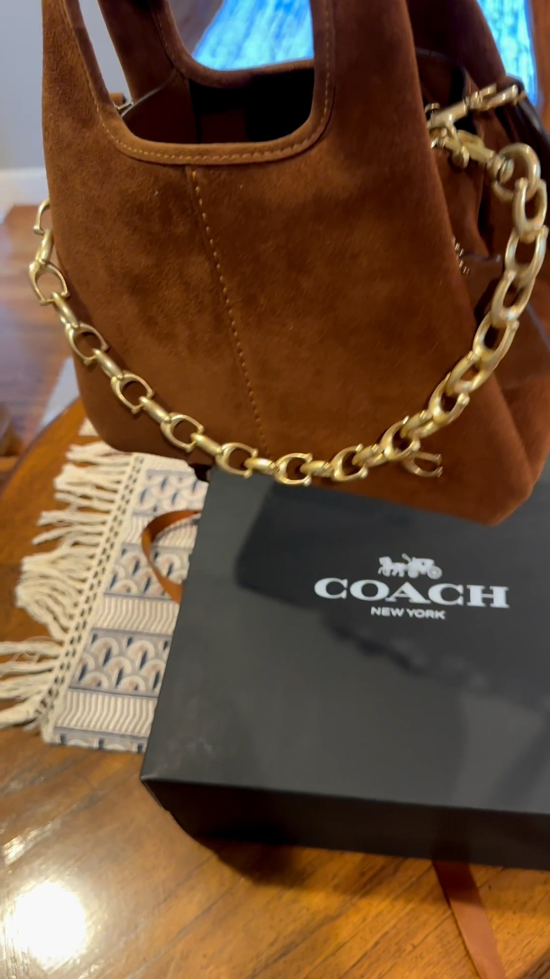 Coach bags are making a comeback 


#LTKOver40 #LTKItBag #LTKStyleTip