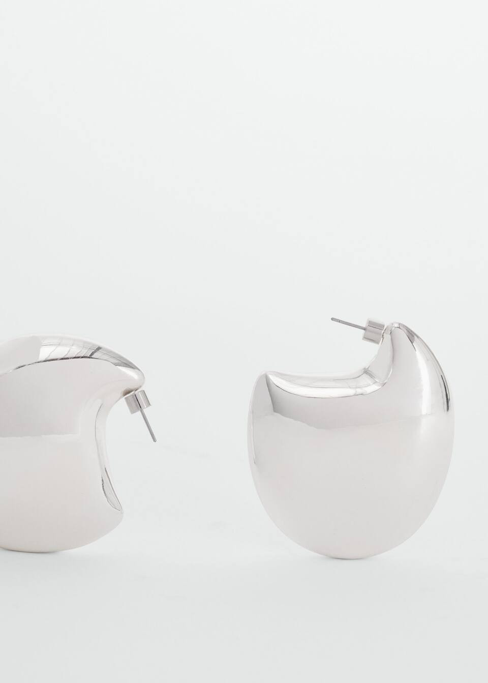 Volume oval-hoop earrings -  Women | Mango USA | MANGO (US)