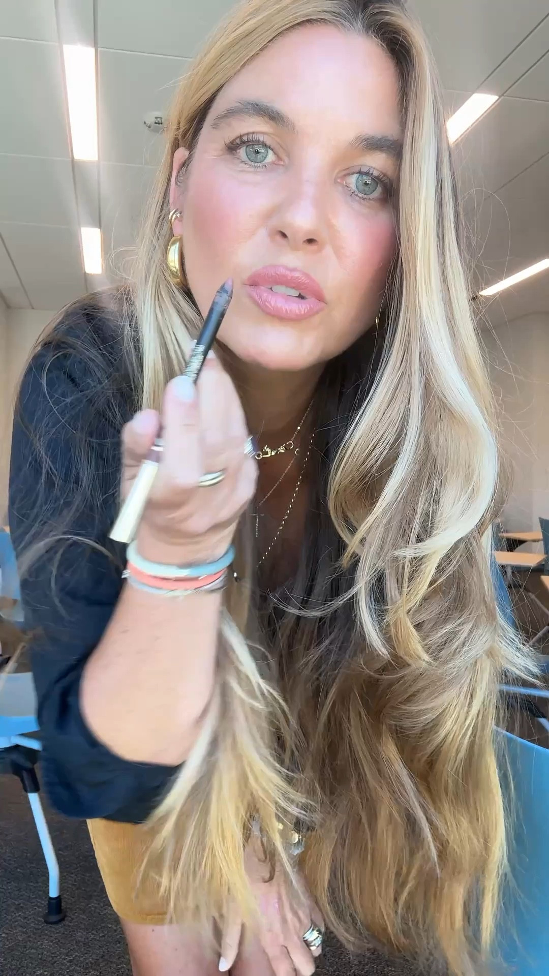 Liner: D&G brownie nude 
Lipstick: 503
Lip gloss: velvet 
IT Cosmetics Balm in medium tan warm 
Westman Atelier bronzing drops 3
Sarah creal sunshine blush 
Dior highlighter 
Académie Hair Sea Glass (use AH20 to save 20%)
T3 hot rollers
Shirt: medium 
Skirt: 6
Shoes: TTS

#LTKBeauty #LTKWorkwear #LTKootd