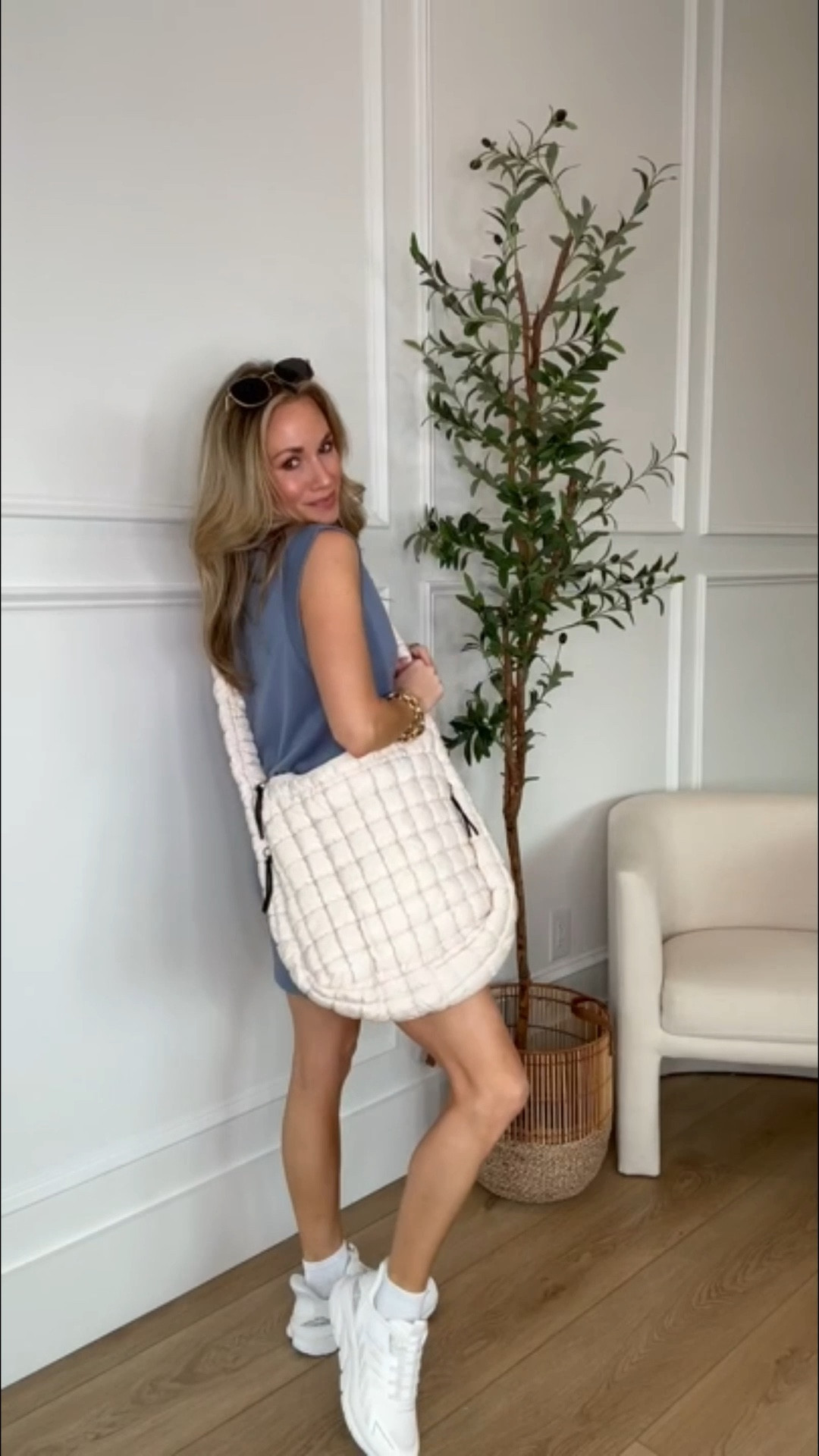 I basically live in active sets like this in the spring and summertime for running errands, picking up the kids, you name it! 

#LTKActive #LTKmomlife #LTKPetite