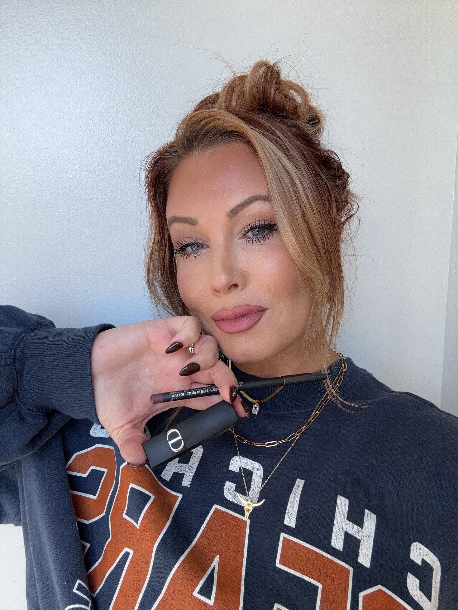 Plum Mauve Lip Combo that’s transfer proof! 
Plum Liner & forever nude style lipstick!!

#diorlipstick #maccosmetics #lipcombo 