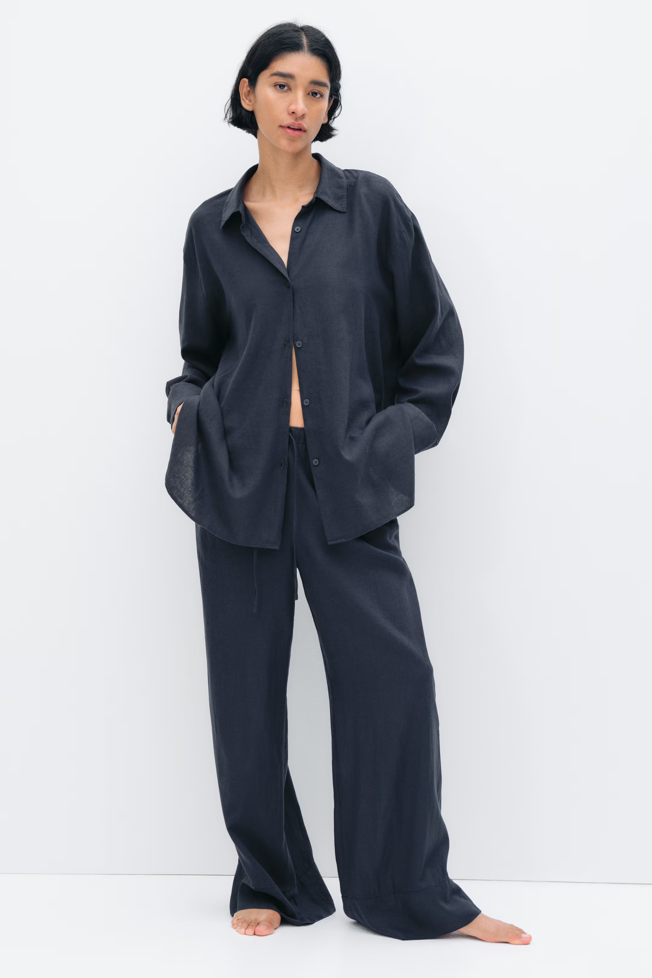 Linen-blend shirt | H&M (UK, MY, IN, SG, PH, TW, HK)