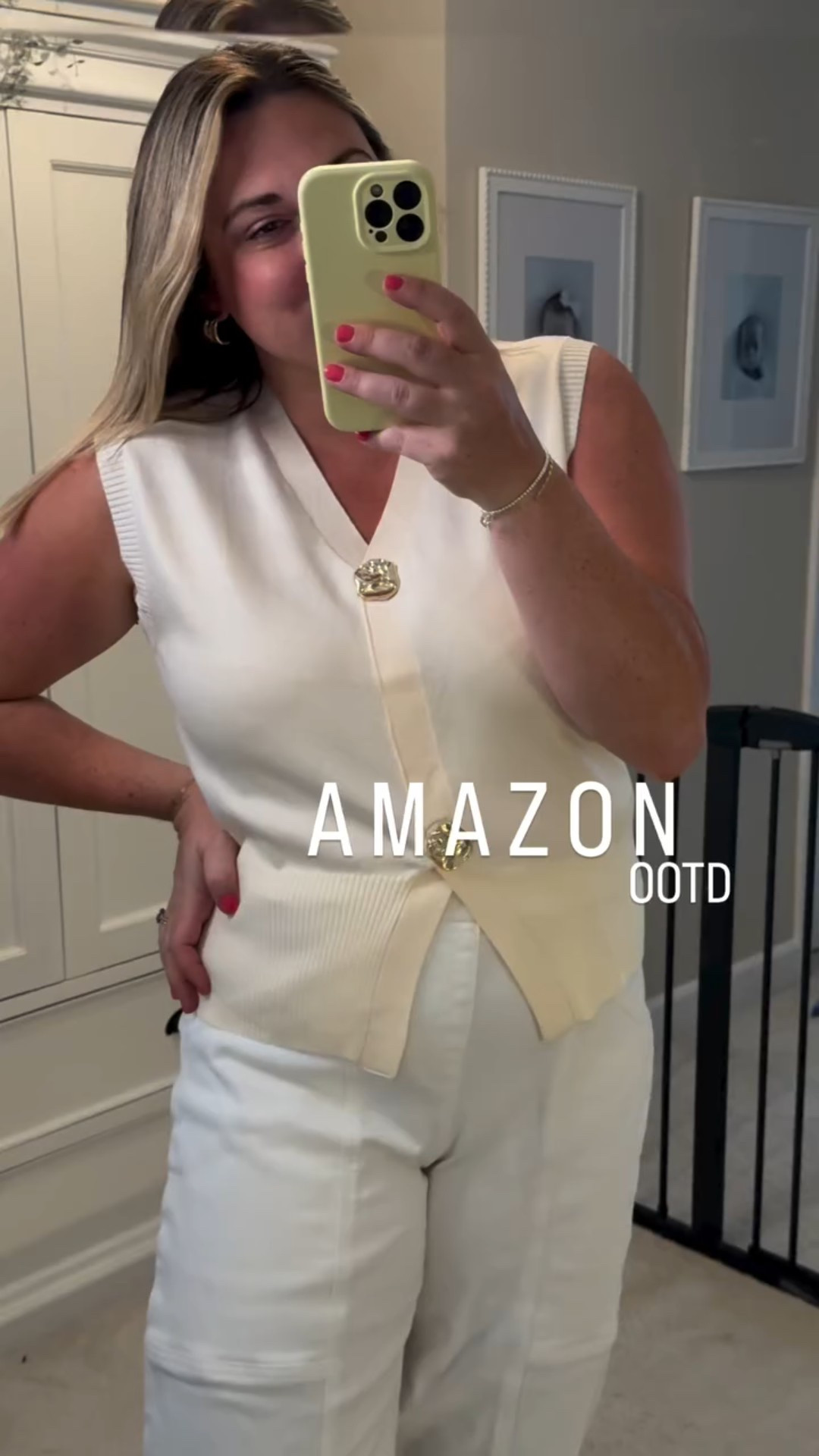 Comfy and cute AMAZON ootd 👏🏼👏🏼👏🏼

The top is so soft and the faux buttons are so cute! 

Comment SHOP and I’ll auto send you the link right away 🖇️

#Amazonootd #amazonfinds #momstyle #ootd