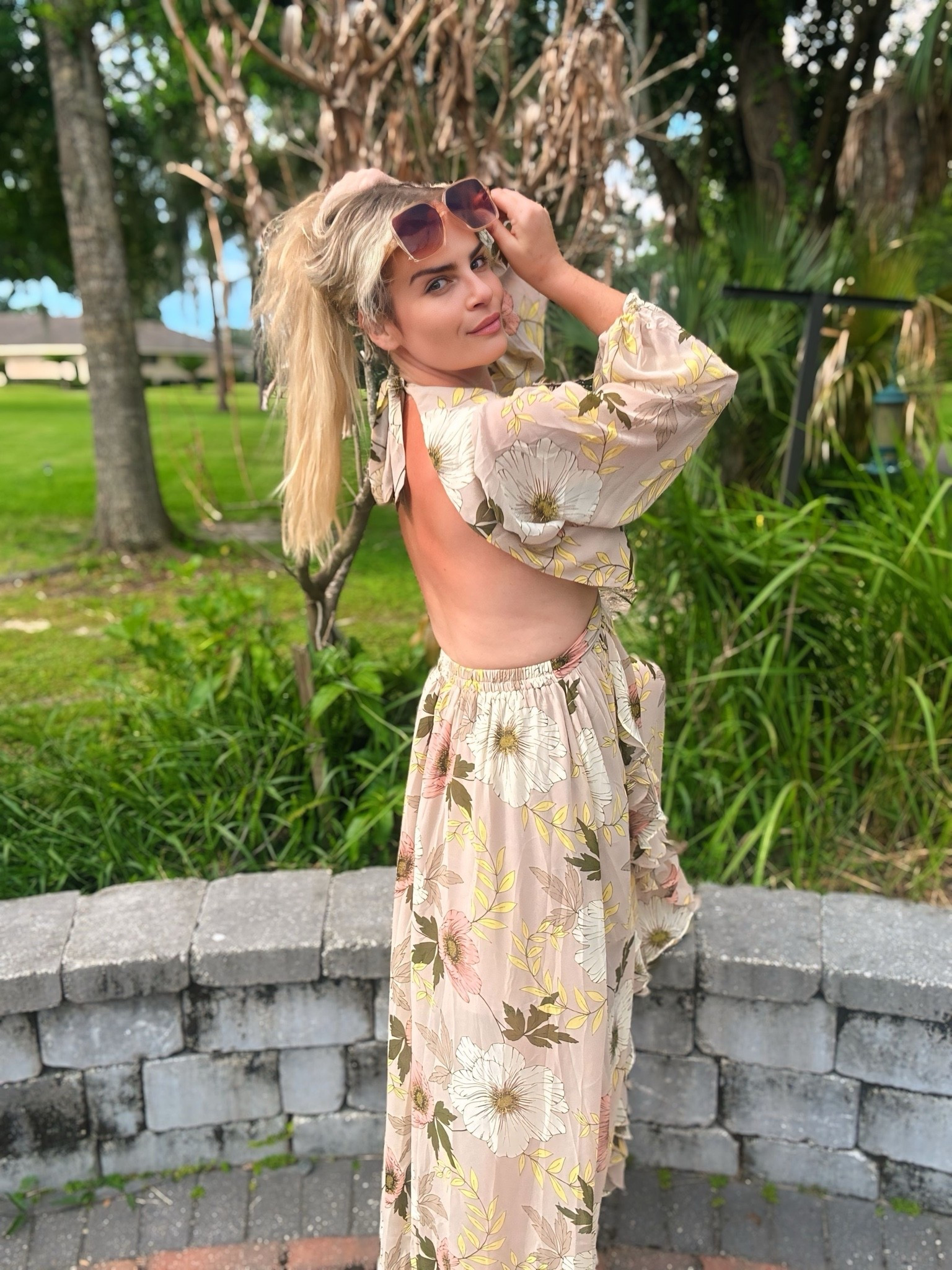 Its giving “Rapunzel Vibes”

The perfect romantic dress!!

Code: hilary35

High lose dress
Boots
Beautiful dress
Date night dress
Girls night dress
Maxi dress
Cocktail dress
Vacation dress
Floral dress
Floral boots
Bumpfriendly dress
Floral booties
Princess dress

#LTKBump #LTKmomlife #LTKdayinmylife