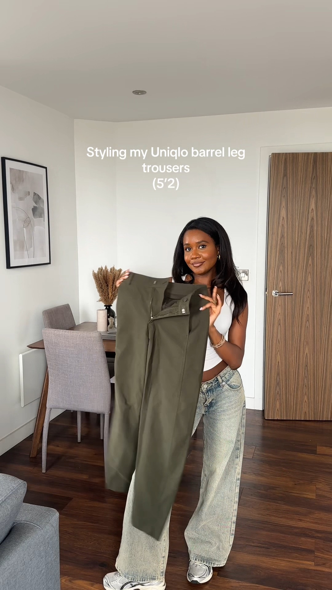 Styling my @UNIQLO barrel leg trousers

#LTKpetite #LTKautumn #LTKeurope