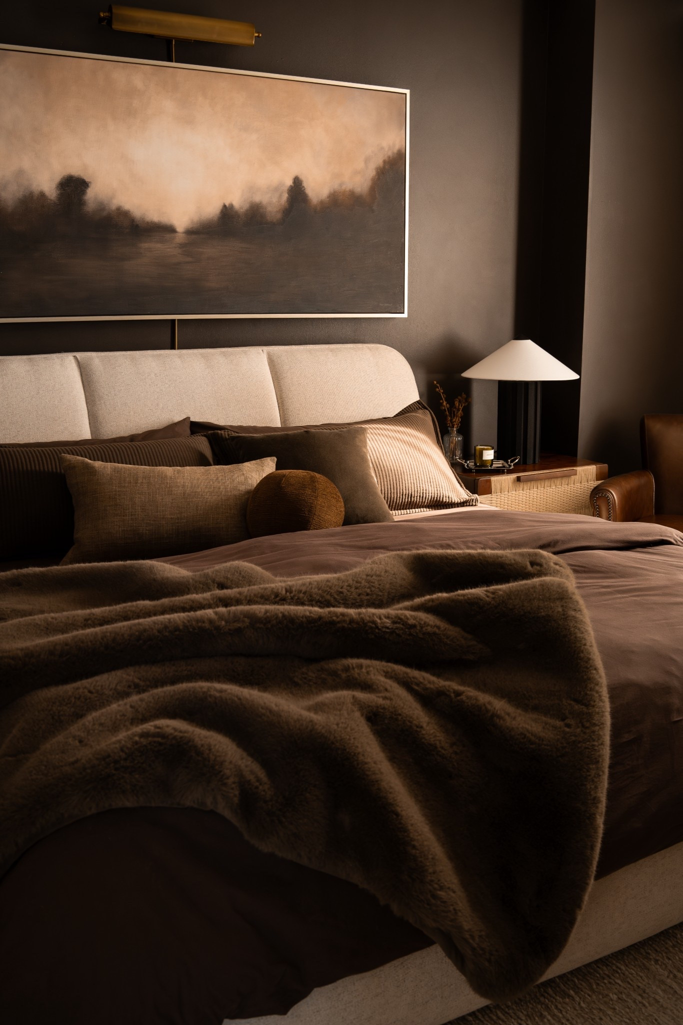 Switched up my bedding for a late fall espresso dream with shades of brown. Deeper tones will perfectly transition to winter!

#LTKHoliday #LTKSeasonal #LTKHome