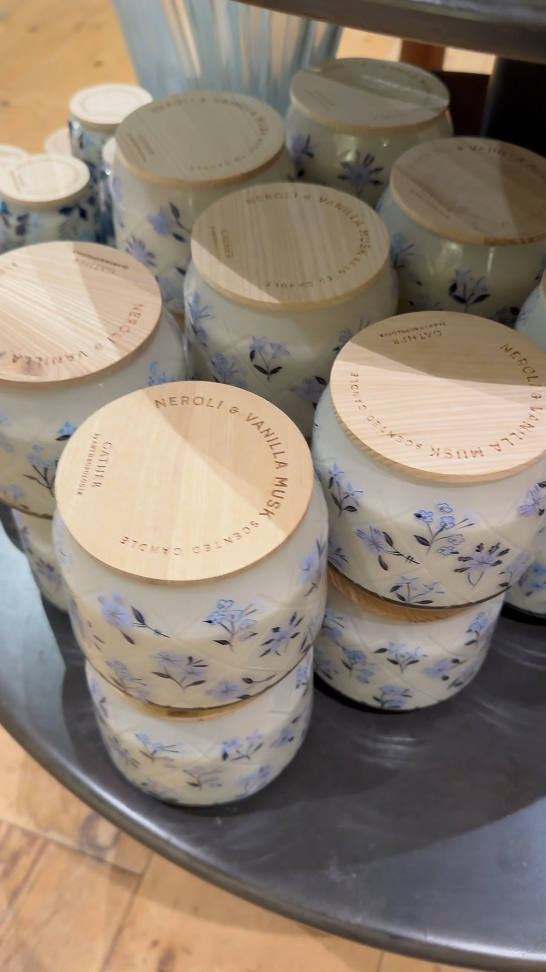 Beautiful spring candles that would also make a great Mother’s Day gift. Home decor, spring home refresh ￼

#LTKHome #LTKdayinmylife #LTKSeasonal