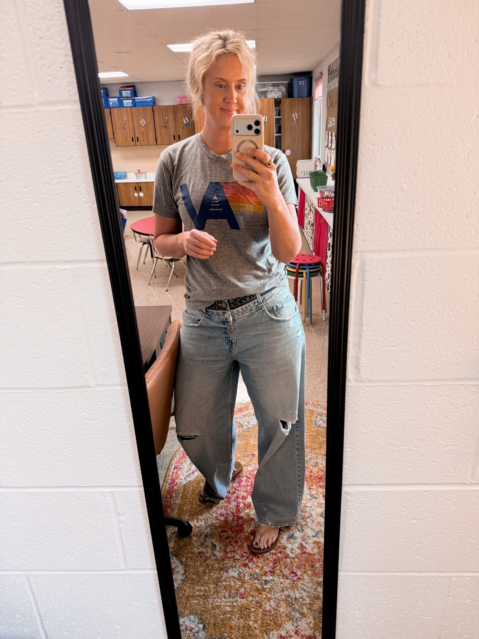 @Zara jeans @Aviator Nation

#LTKootd