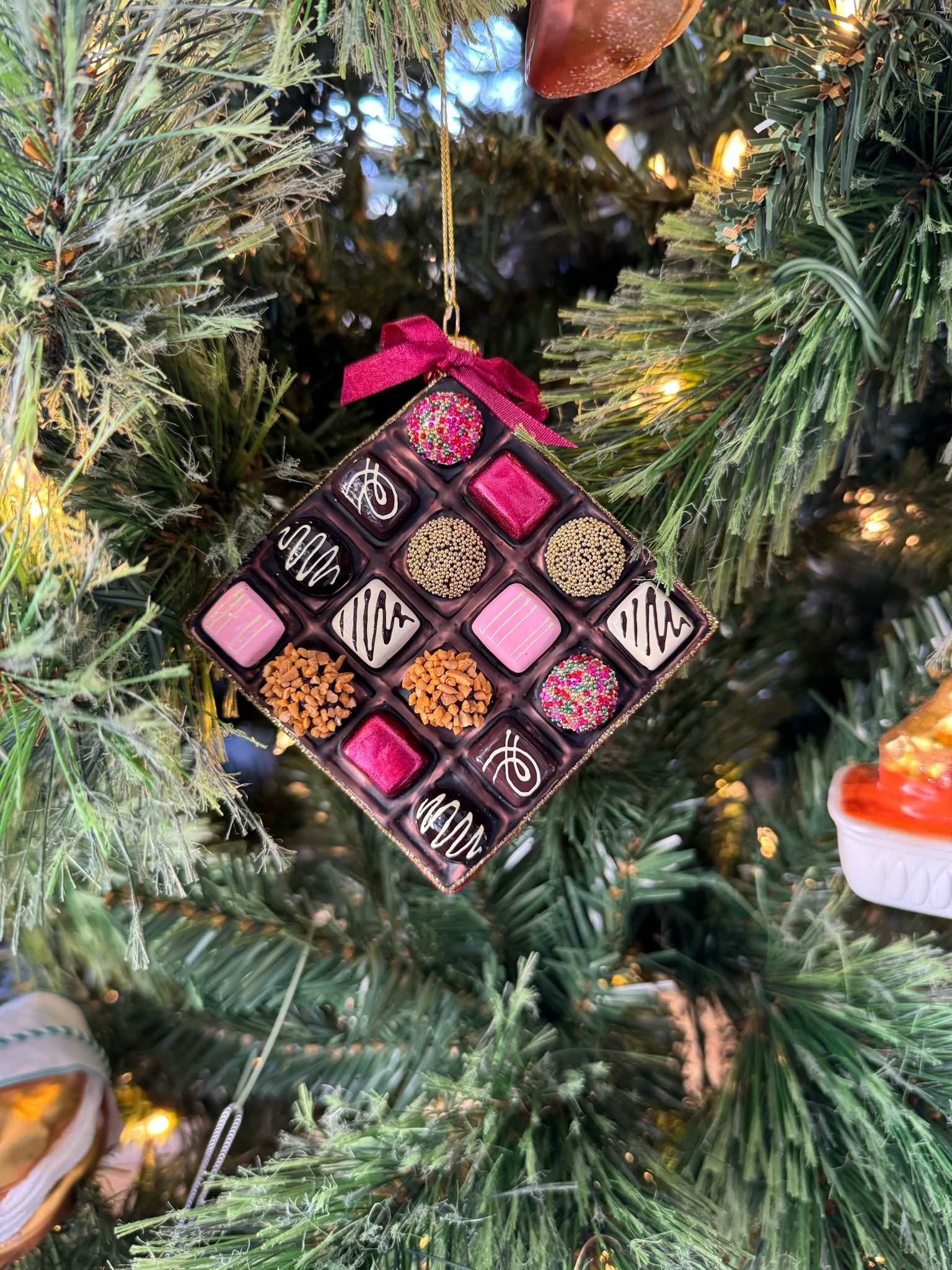 Box of chocolates ornament on sale now for Black Friday. // chocolate ornament, food ornament, Christmas ornaments on sale, food Christmas tree

#LTKsalealert #LTKSeasonal #LTKfindsunder50