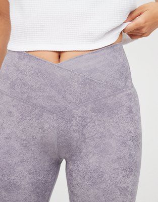OFFLINE By Aerie The Hugger Crossover High Waisted Crackle Legging | American Eagle Outfitters (US & CA)
